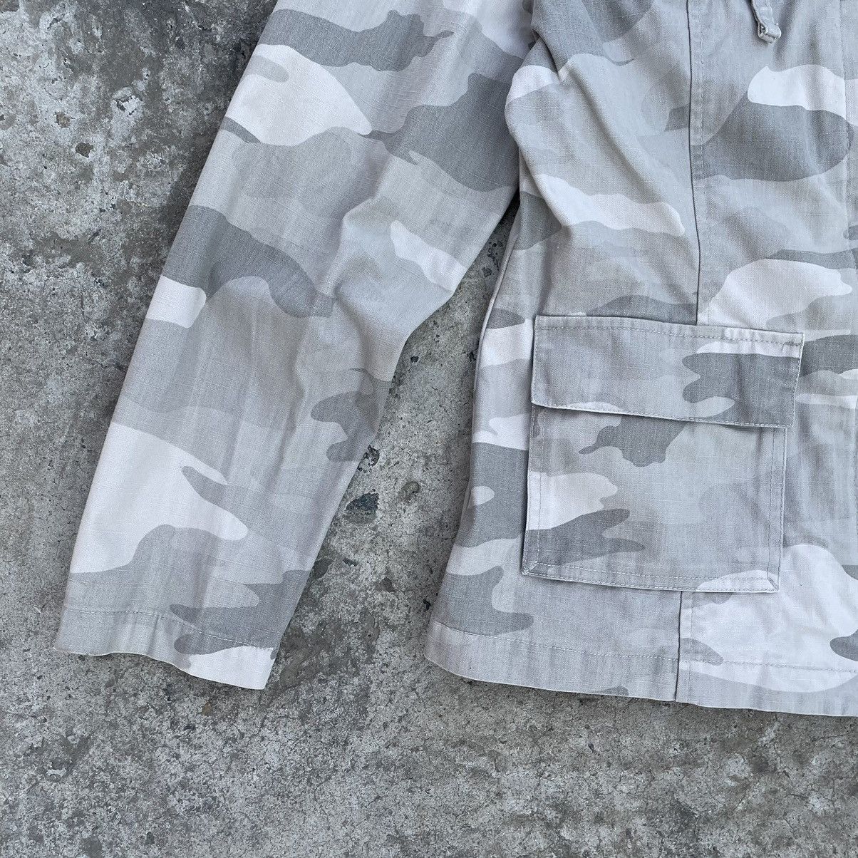 Japanese Brand Vintage Camo Japanese Style Light Jacket Y2K Style USA Size S / US 4 / IT 40 - 4 Thumbnail