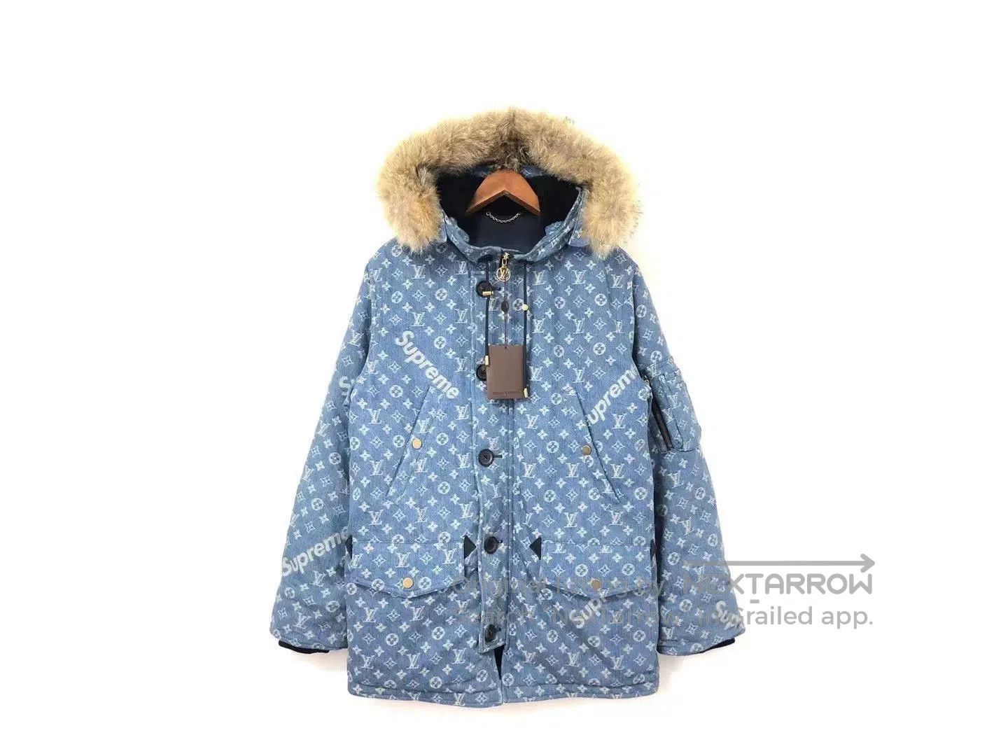 Louis Vuitton Louis Vuitton x Supreme Full Logo Parka. Size US M / EU 48-50 / 2 - 1 Thumbnail