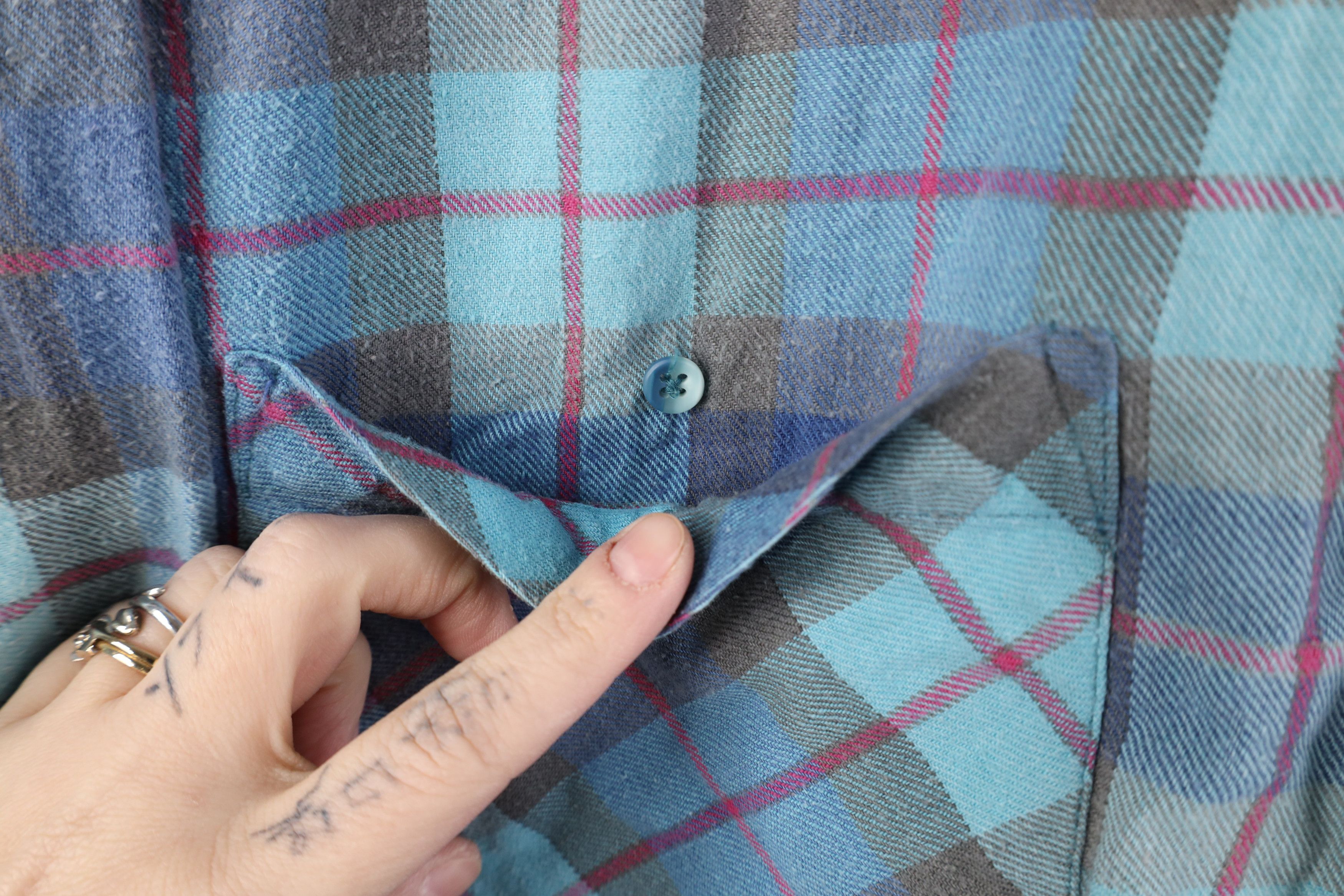 Vintage Vintage 90s Streetwear Collared Button Shirt Blue Plaid Size US XL / EU 56 / 4 - 5 Thumbnail