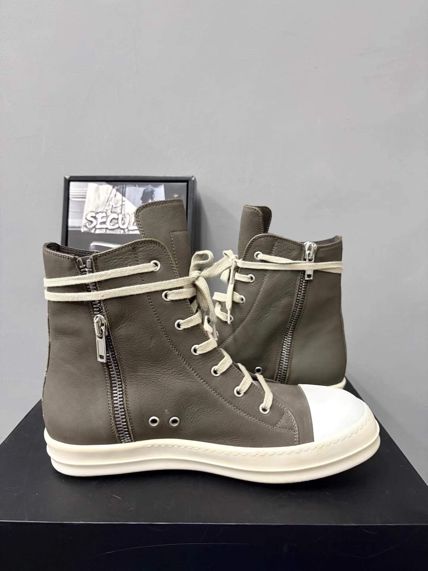 Rick Owens Rick Owens Mainline Grey Brown Ramones High-Tops K34 Size US 11 / EU 44 - 6 Thumbnail