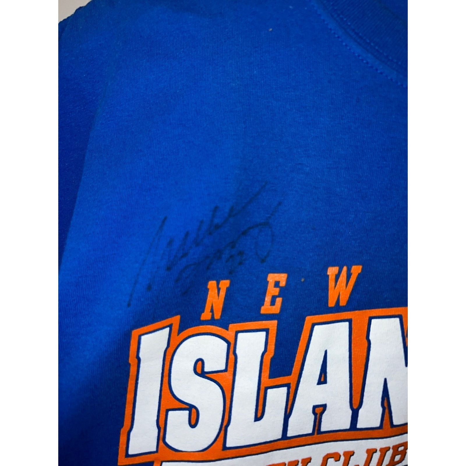 Gildan New York Islanders Shirt Hockey Club Signed NHL Tee 2012 XL Size US XL / EU 56 / 4 - 4 Thumbnail