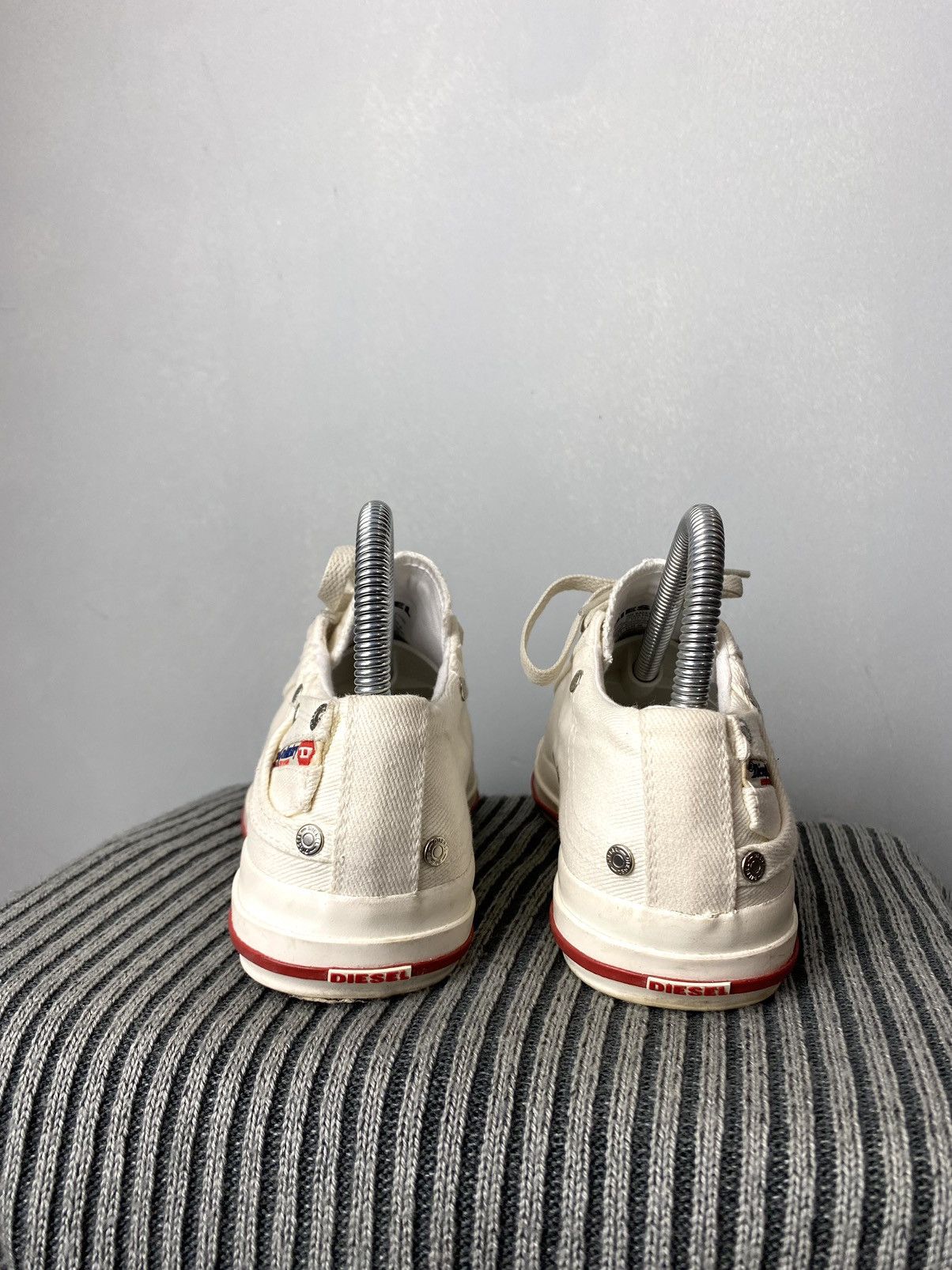 Diesel Vintage Diesel Low Top Design Denim Sneakers Bw Sport Size US 6 / IT 36 - 13 Thumbnail