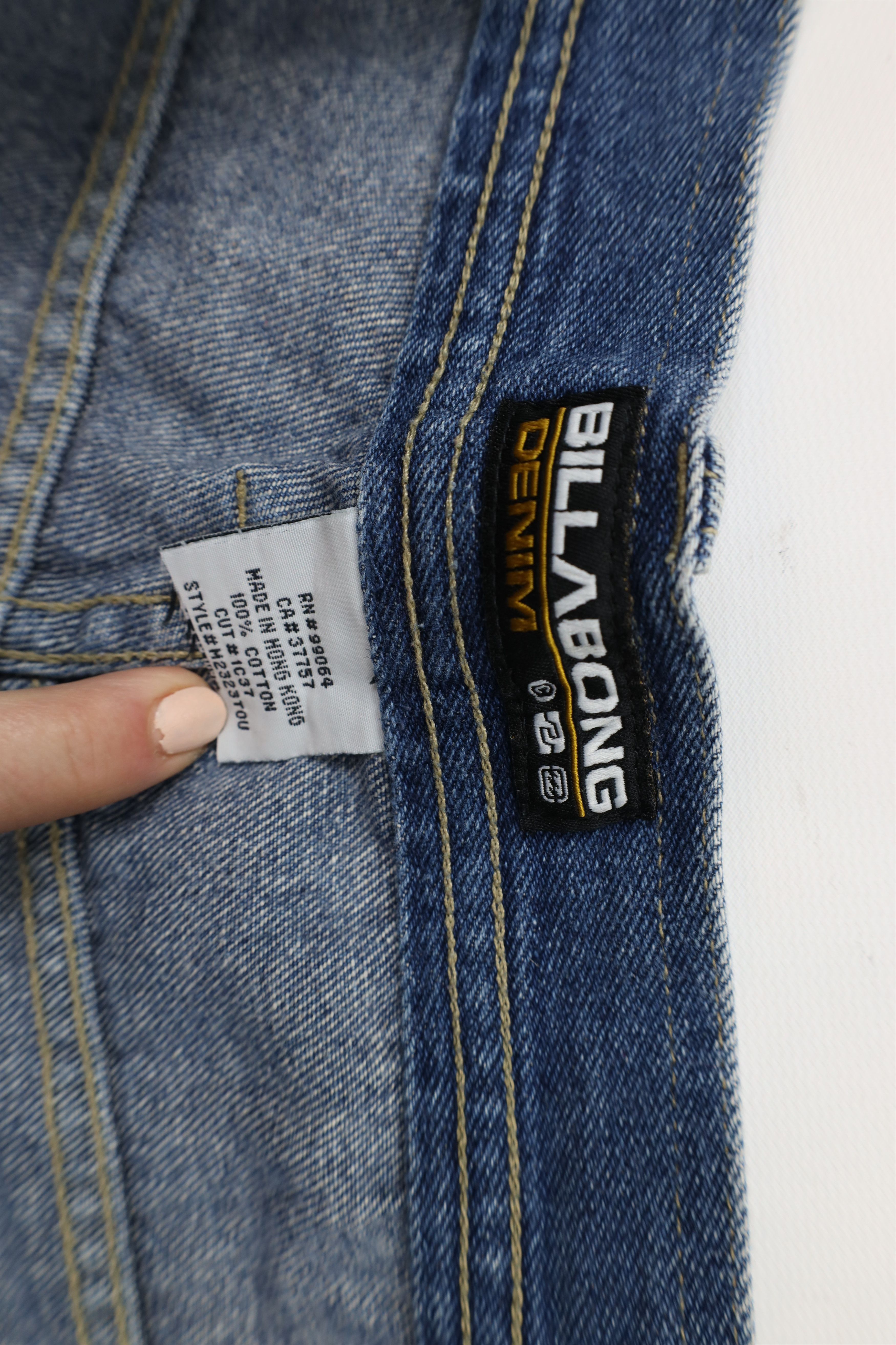 Billabong × Vintage Vintage 90s Billabong Surfing Baggy Denim Jean Shorts Jorts Size US 36 / EU 52 - 7 Thumbnail