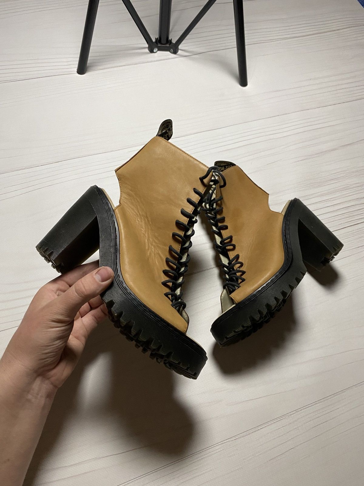 Dr. Martens Dr.Martens Carmelita High boots Size US 7 / IT 37 - 1 Thumbnail