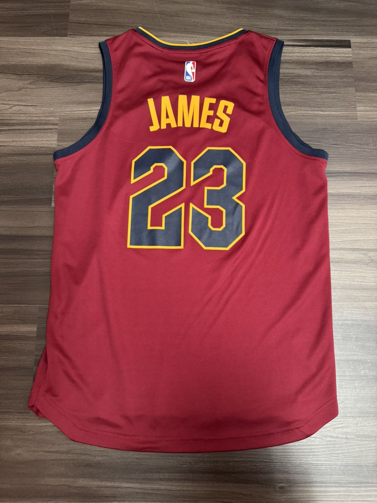 NBA Jersey #23 Cleveland Cavaliers Fanatics NBA Swingman Jersey Size US M / EU 48-50 / 2 - 6 Thumbnail