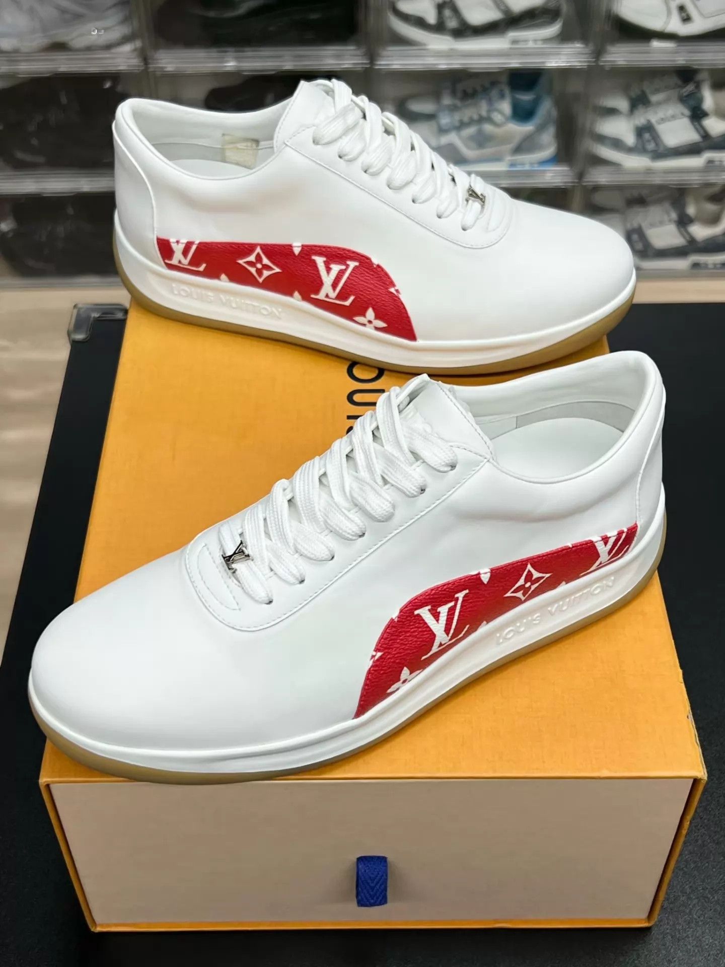 Louis Vuitton Louis Vuitton x Supreme Platform Low Top UK7.5/41.5 Size US 8.5 / EU 41-42 - 1 Thumbnail