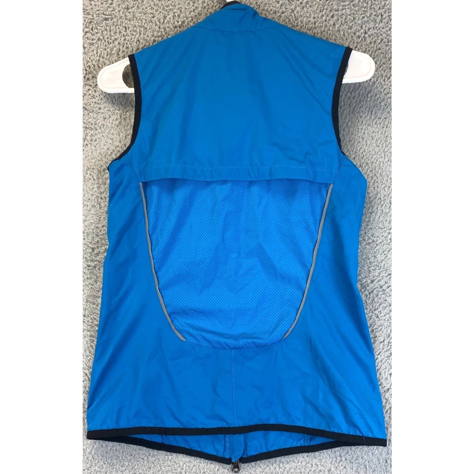 Nike Nike Vest Athletic Women Blue Sleeveless Up Collar Zip Pocket XS 70-11 USA Size XS Women Athletic Vest Size XS / US 0-2 / IT 36-38 - 7 Thumbnail