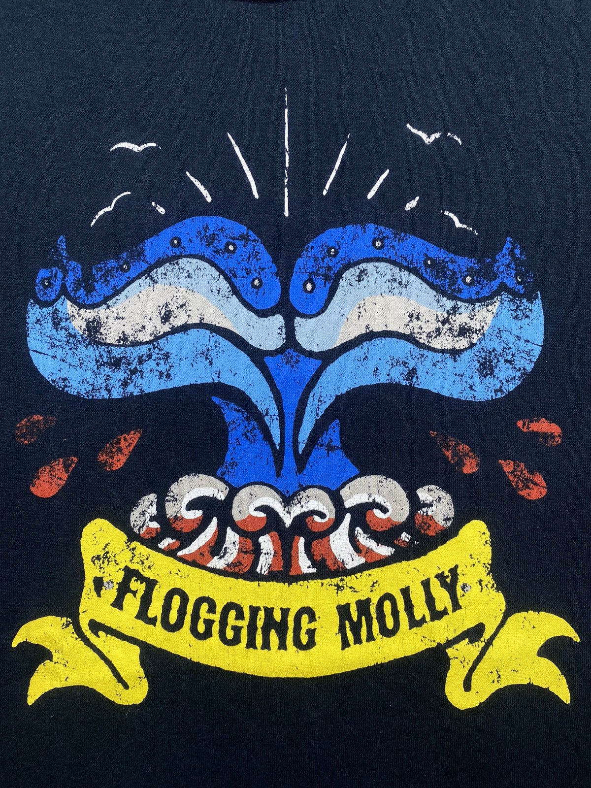 Band Tees Vintage Flogging Molly Band Tees Size US M / EU 48-50 / 2 - 3 Thumbnail