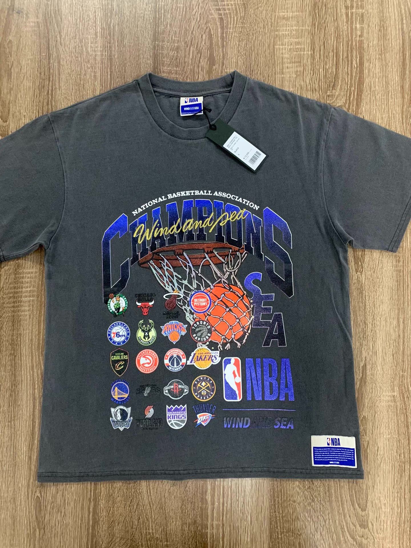 NBA NBA CHAMPIONS X WDS Vintage T-shirt Ｑ22 Size US M / EU 48-50 / 2 - 7 Thumbnail
