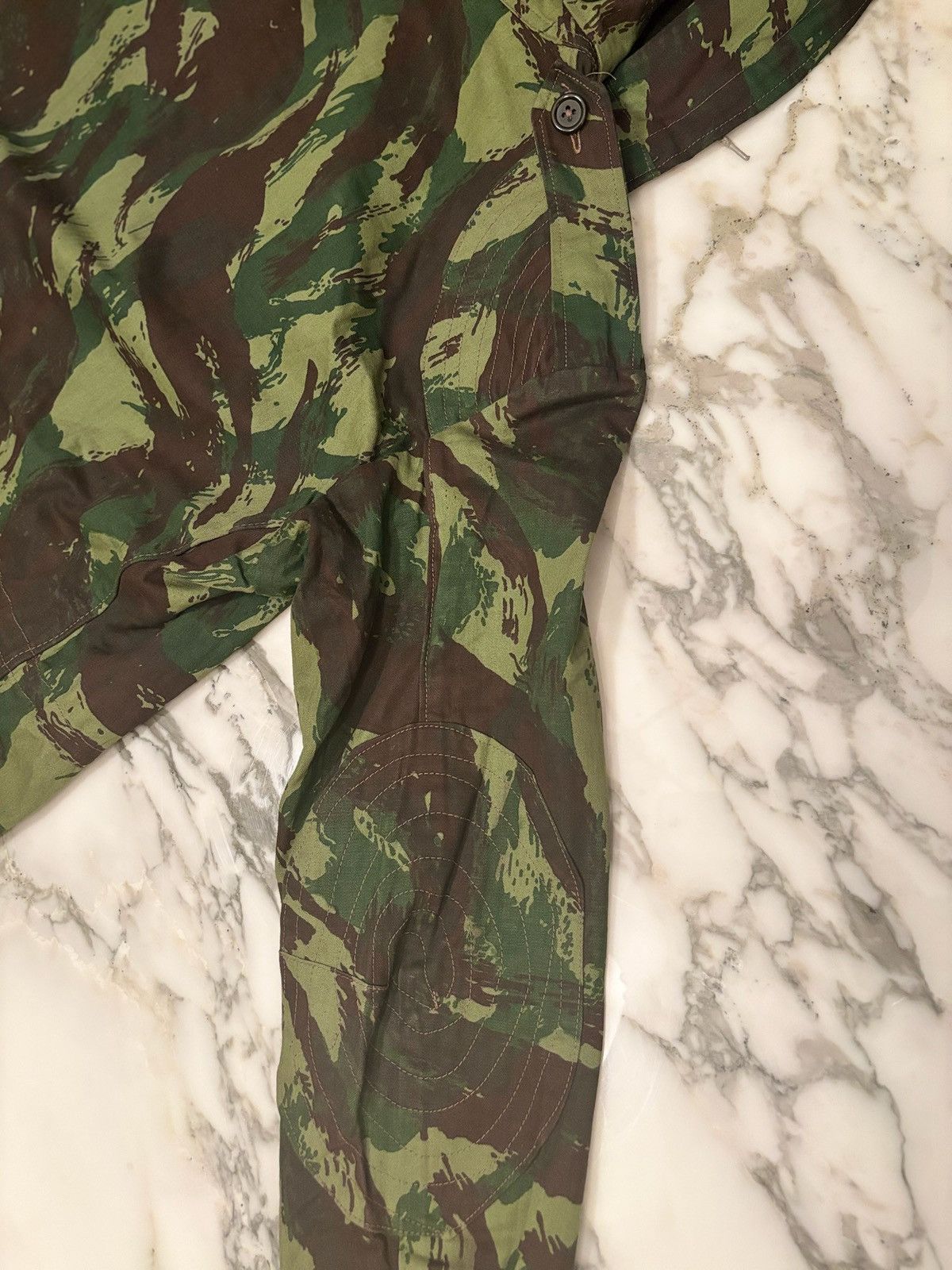 Other 1980s Portuguese Brushstroke Camo Field Jacket Size US L / EU 52-54 / 3 - 8 Thumbnail