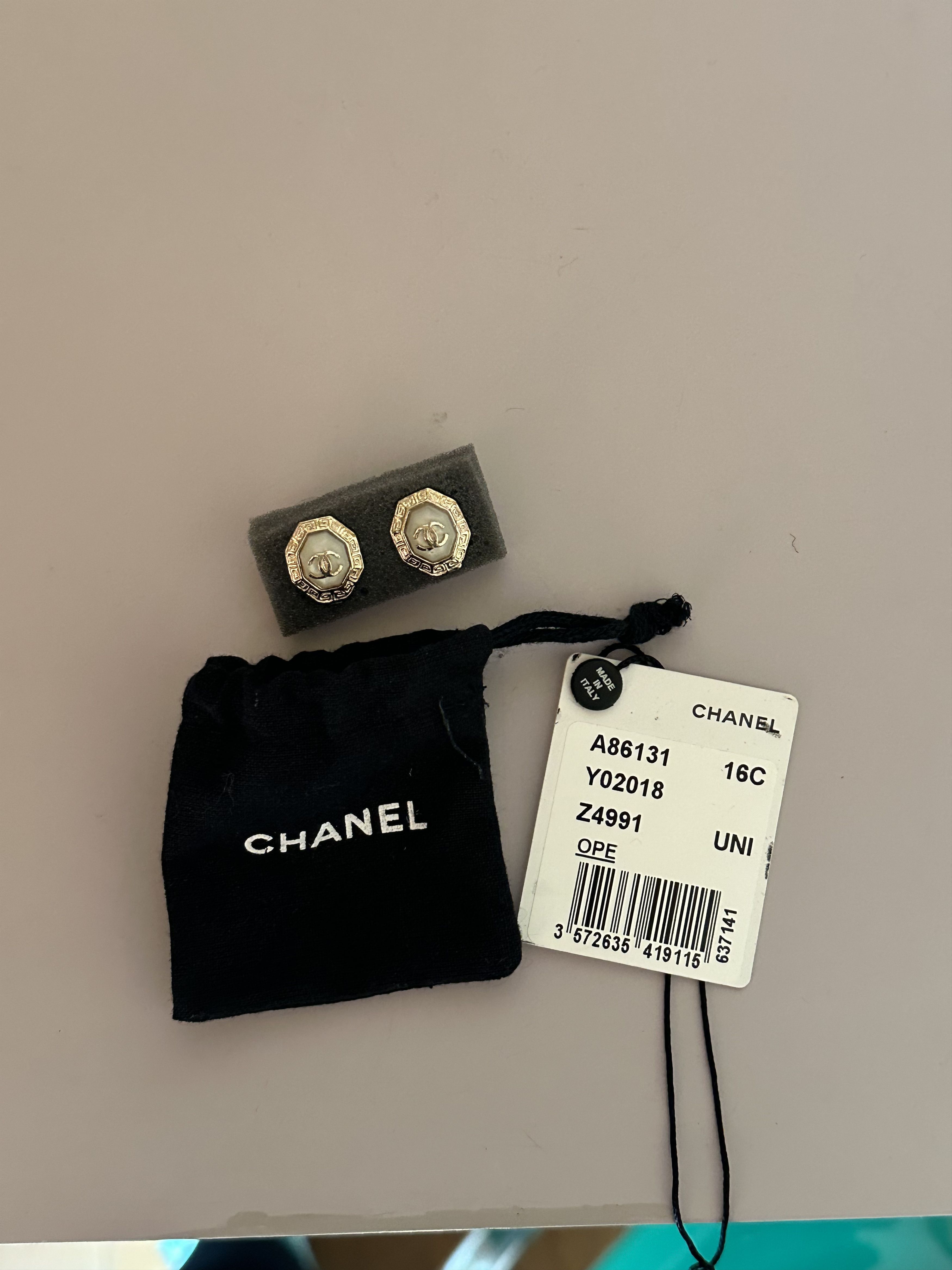 CHANEL EARRINGS STONE COCOMARK