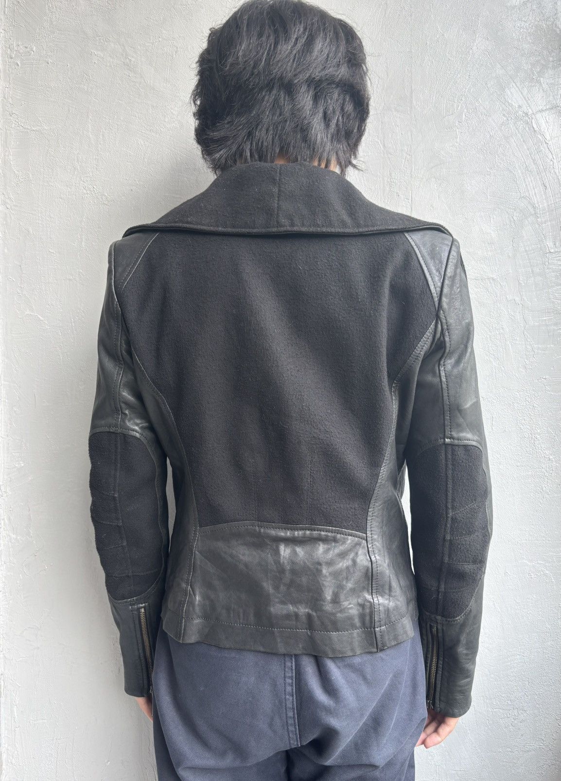 Emporio Armani Emporio Armani 2009 asymmetrical high neck leather jacket Size US S / EU 44-46 / 1 - 5 Thumbnail