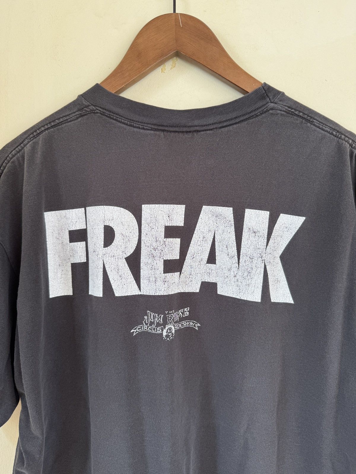Vintage *RARE* VINTAGE 90s JIM ROSE CIRCUS SIDESHOW FREAK FADED TEE Size US XL / EU 56 / 4 - 8 Thumbnail