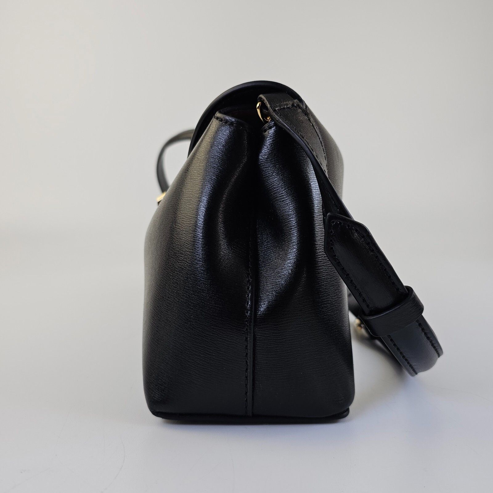 Toteme TOTEME T-Lock Black/Gold Leather Clutch New Size ONE SIZE - 6 Thumbnail