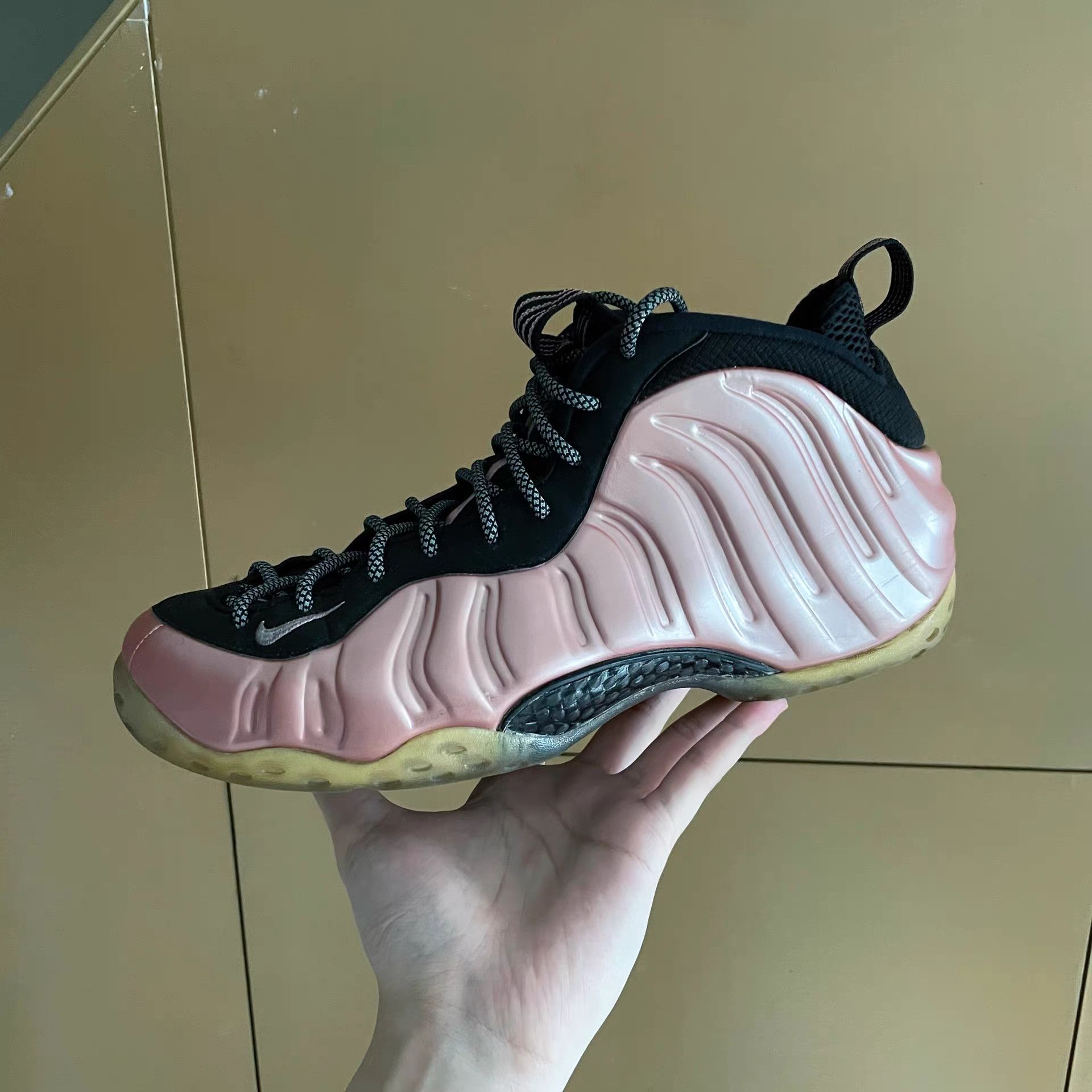 Nike Nike Air Foamposite One "Pink Flash" Size US 11.5 / EU 44-45 - 1 Thumbnail