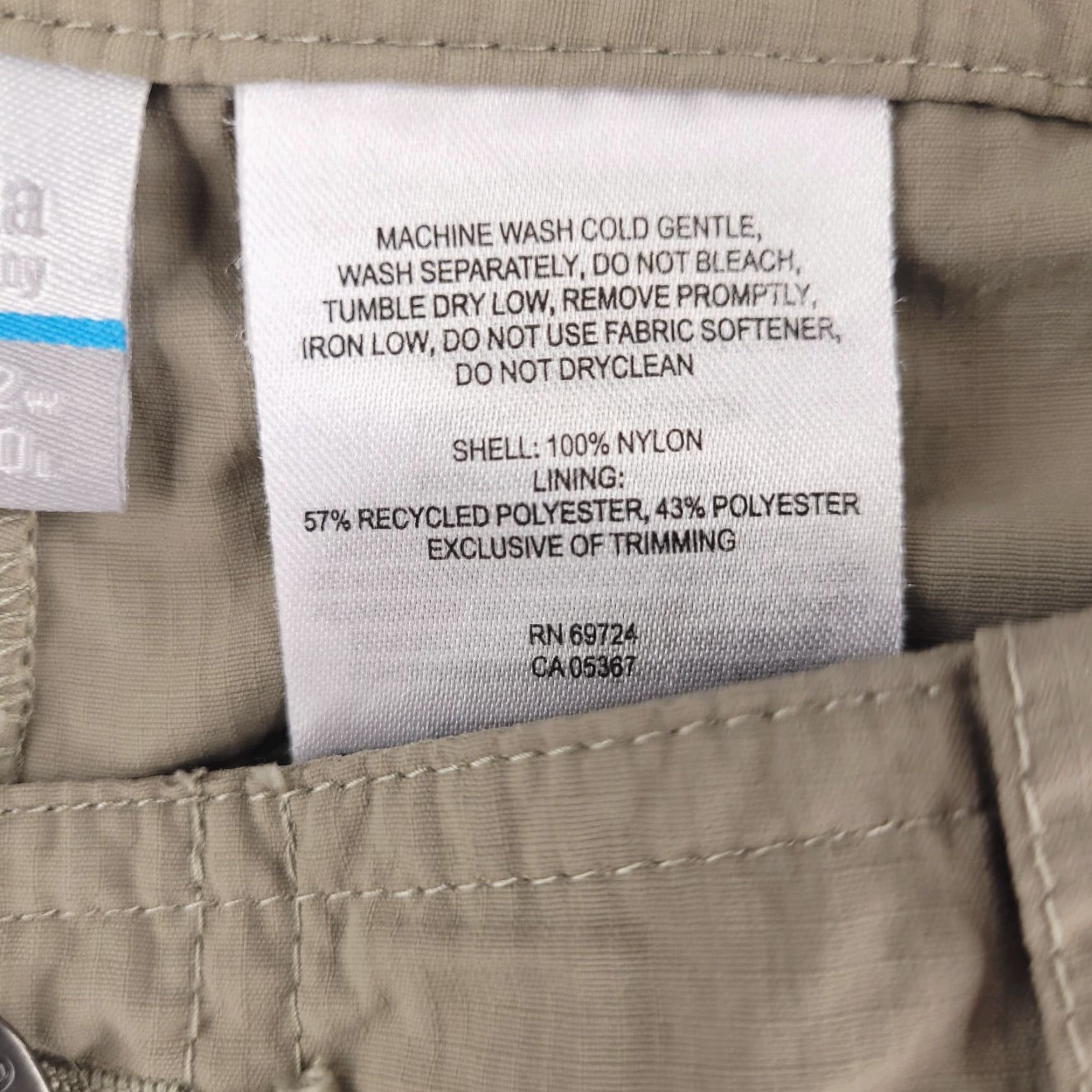 Vintage Columbia Mens Shorts 32 Tan Beige Brown Nylon Walk Hiking Outdoor Cargo Flat Front Regular 100% Authenticity Guaranteed Mens Size US 32 / EU 48 - 7 Thumbnail