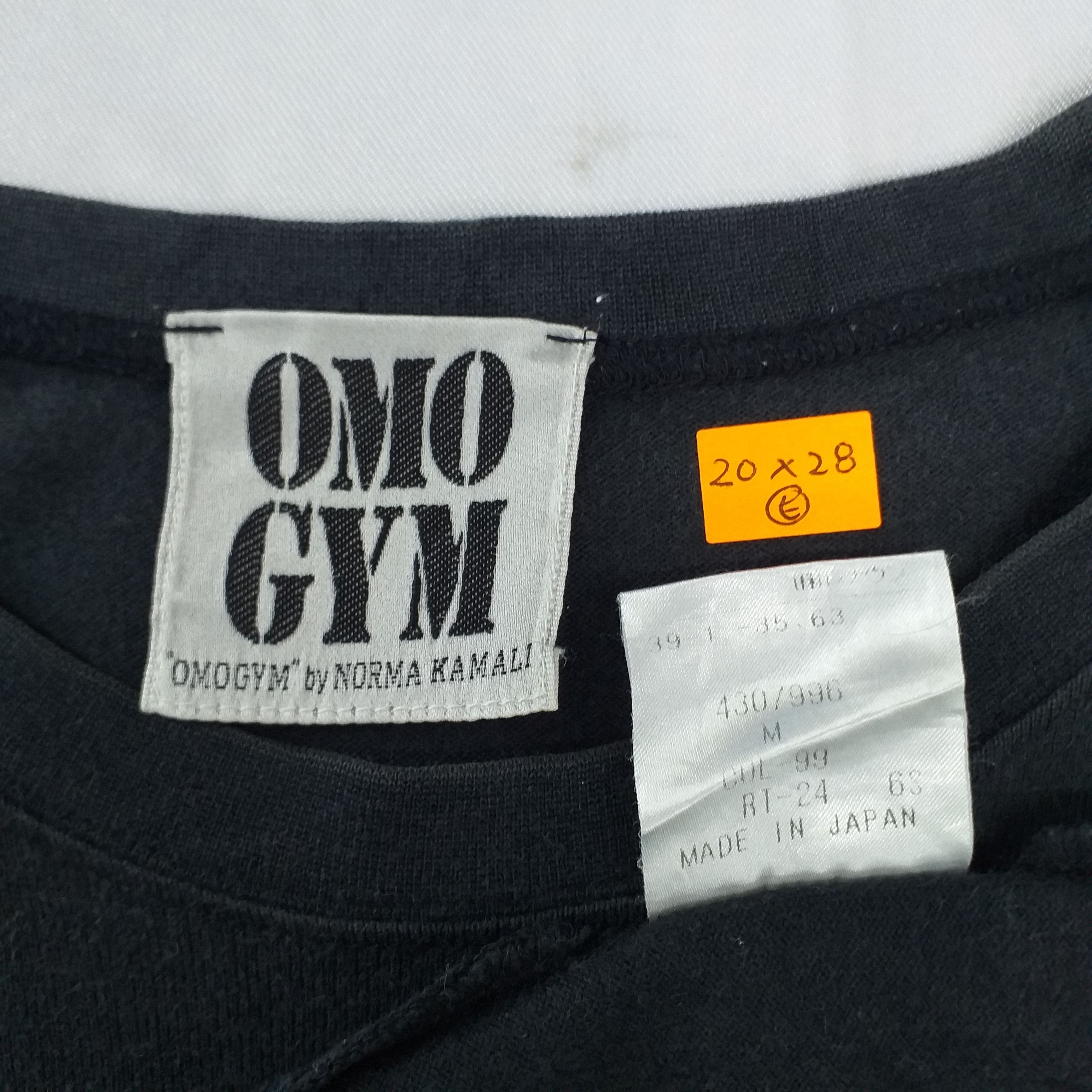 Vintage OMO GYM By Norma Kamali Medium Tshirt -E125 Size US M / EU 48-50 / 2 - 3 Thumbnail