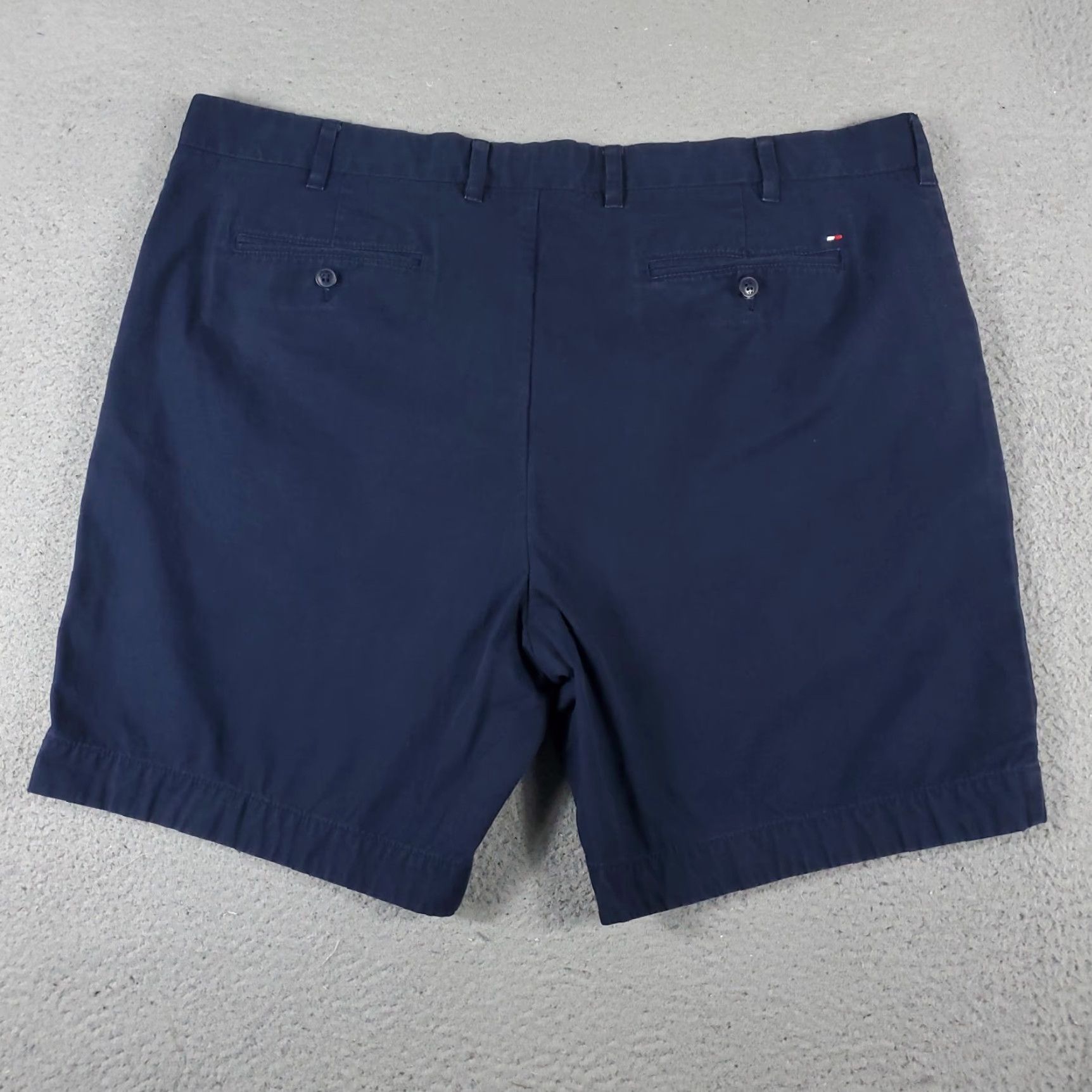 Tommy Hilfiger VINTAGE Tommy Hilfiger Shorts Mens Size 42 Blue Chino Flat Front Casual Holiday Size US 42 / EU 58 - 7 Thumbnail
