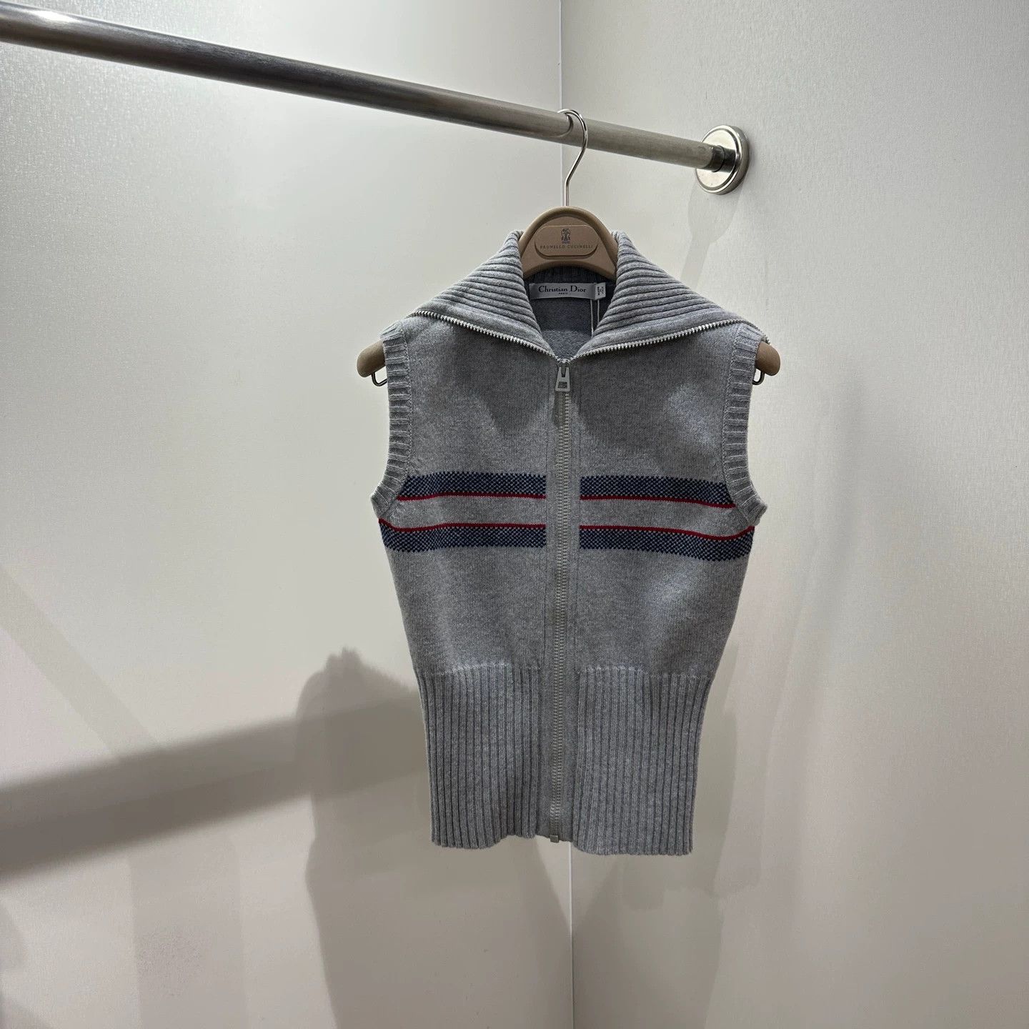 Christian Louboutin DIOR STAR LOGO ZIPPER WOOL VEST 36 Size XS / US 0-2 / IT 36-38 - 2 Thumbnail