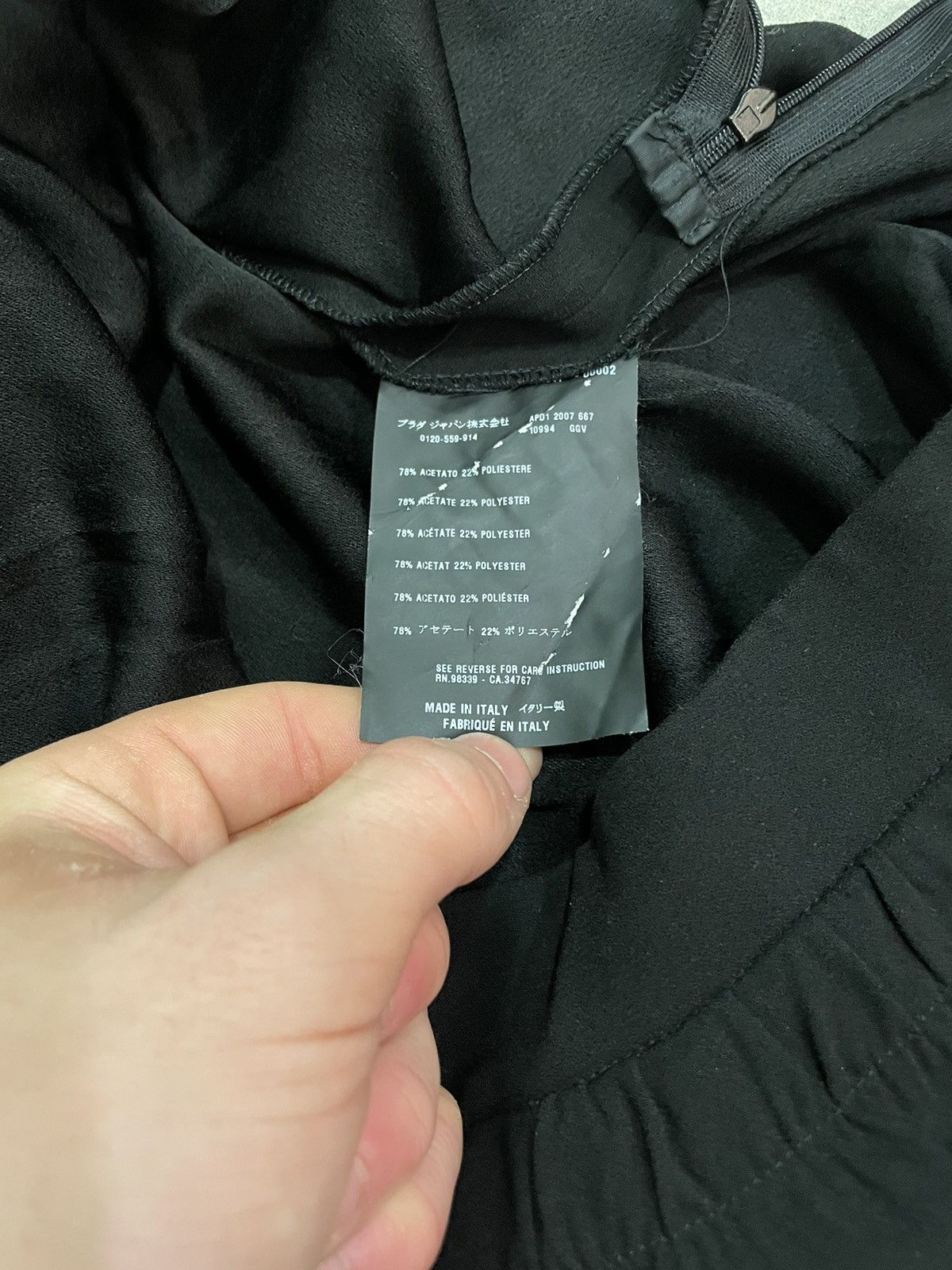 Prada × Vintage 2000s Prada Black Minimalist Skirt Size 27" / US 4 / IT 40 - 9 Thumbnail