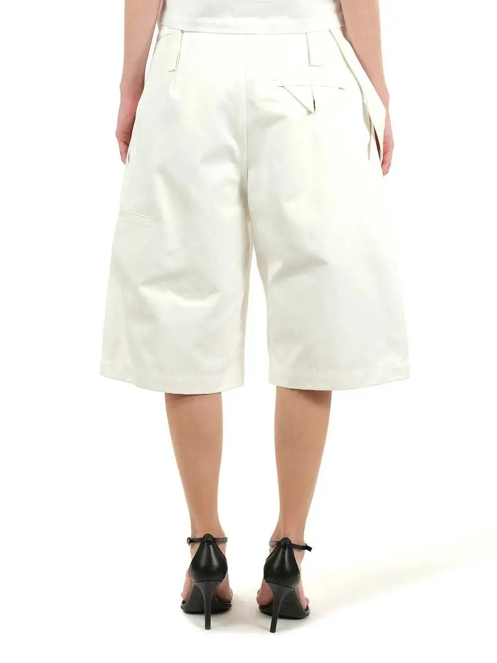 Bottega Veneta o1n1vont0325 Dense Cotton Twill Short in White Size 27" / US 4 / IT 40 - 4 Thumbnail