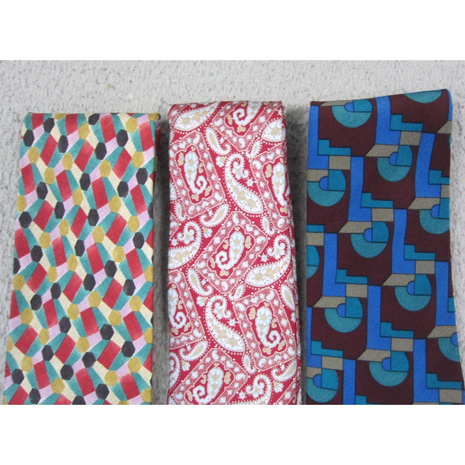 Halston Vintage Tie Lot of 3 Mens Silk Paisley Size ONE SIZE - 3 Thumbnail