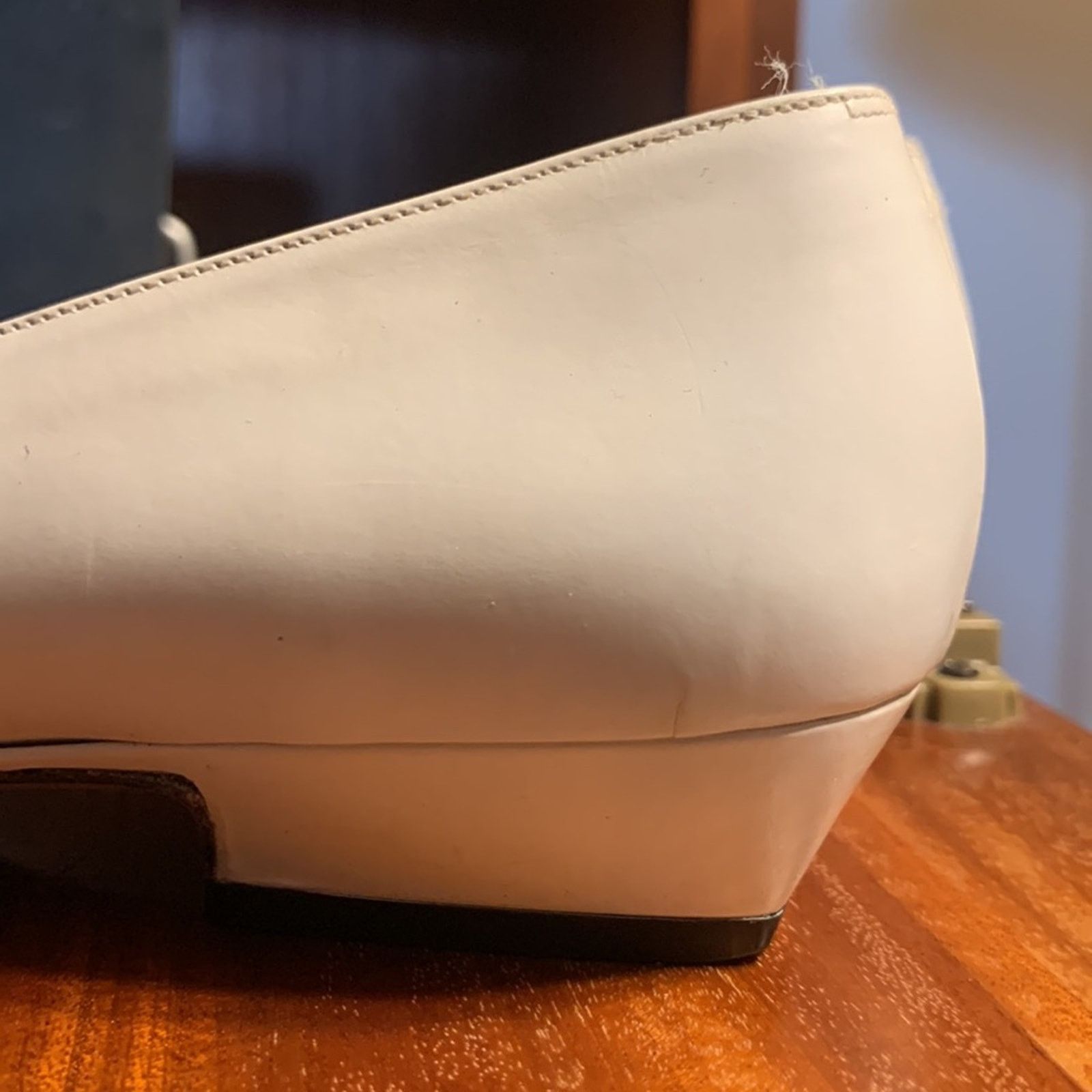 Salvatore Ferragamo 80’s Ferragamo Italy ballet flats white gold snakeskin cap Size US 8 / IT 38 - 7 Thumbnail