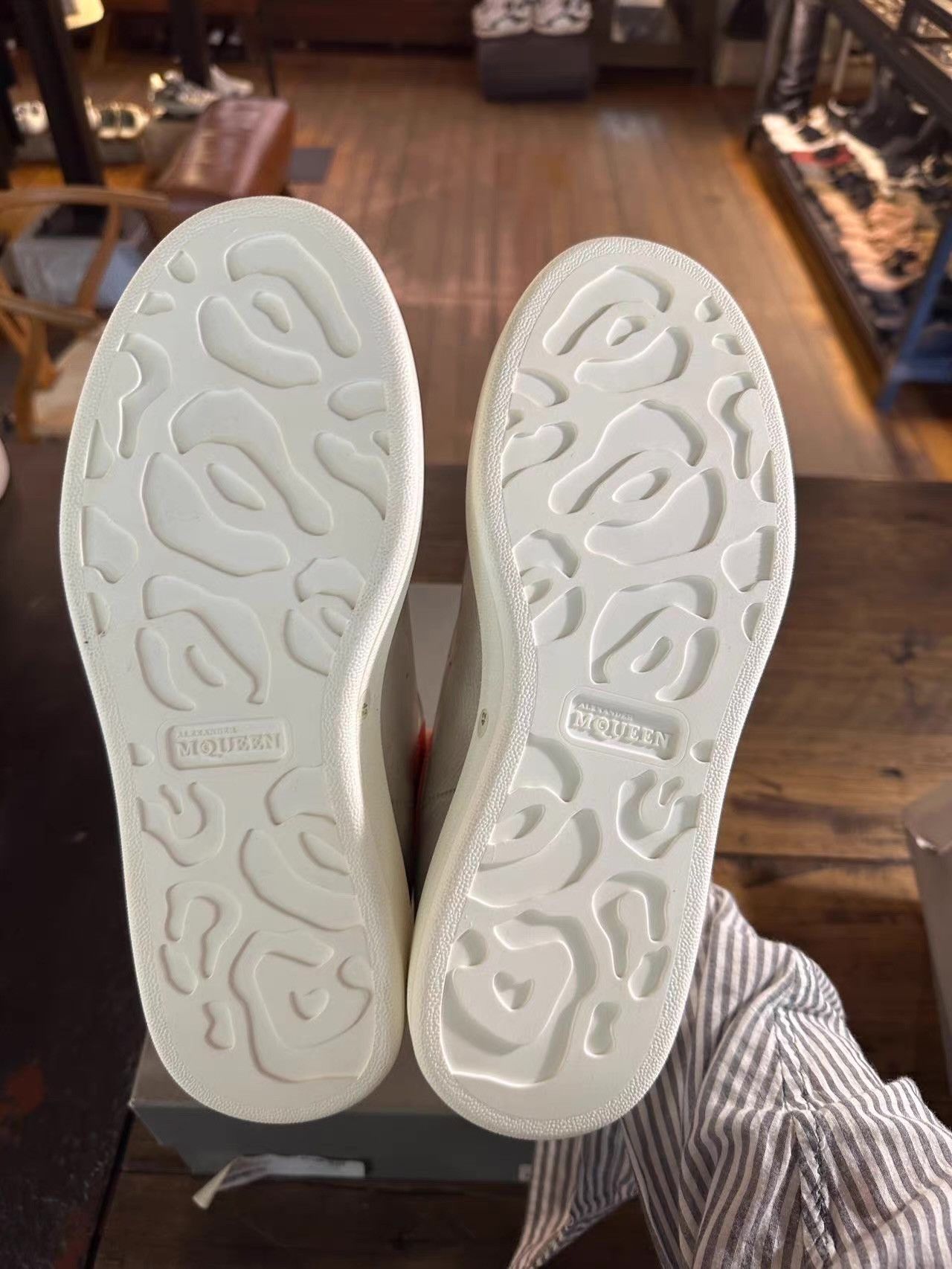 Alexander McQueen Alexander McQueen 16FW Low‑Top White Sneakers Ｑ25 Size US 8.5 / EU 41-42 - 5 Thumbnail