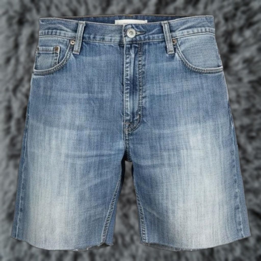 Levi's Levi's 569 Shorts Mens 38 Blue Bermuda Distressed 5-Pocket Zip Fly Raw Hem 8in Inseam Casual Summer Vintage: No Size US 38 / EU 54 - 1 Thumbnail