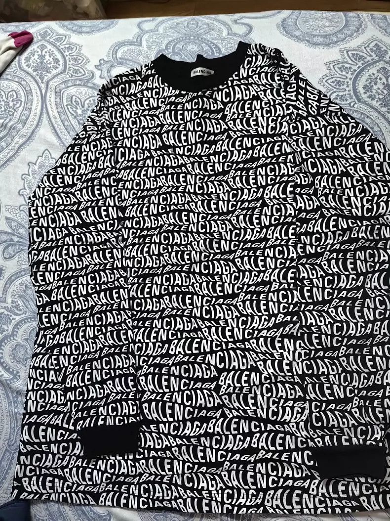 Balenciaga Balenciaga Full-printed long sleeve Size US L / EU 52-54 / 3 - 1 Thumbnail