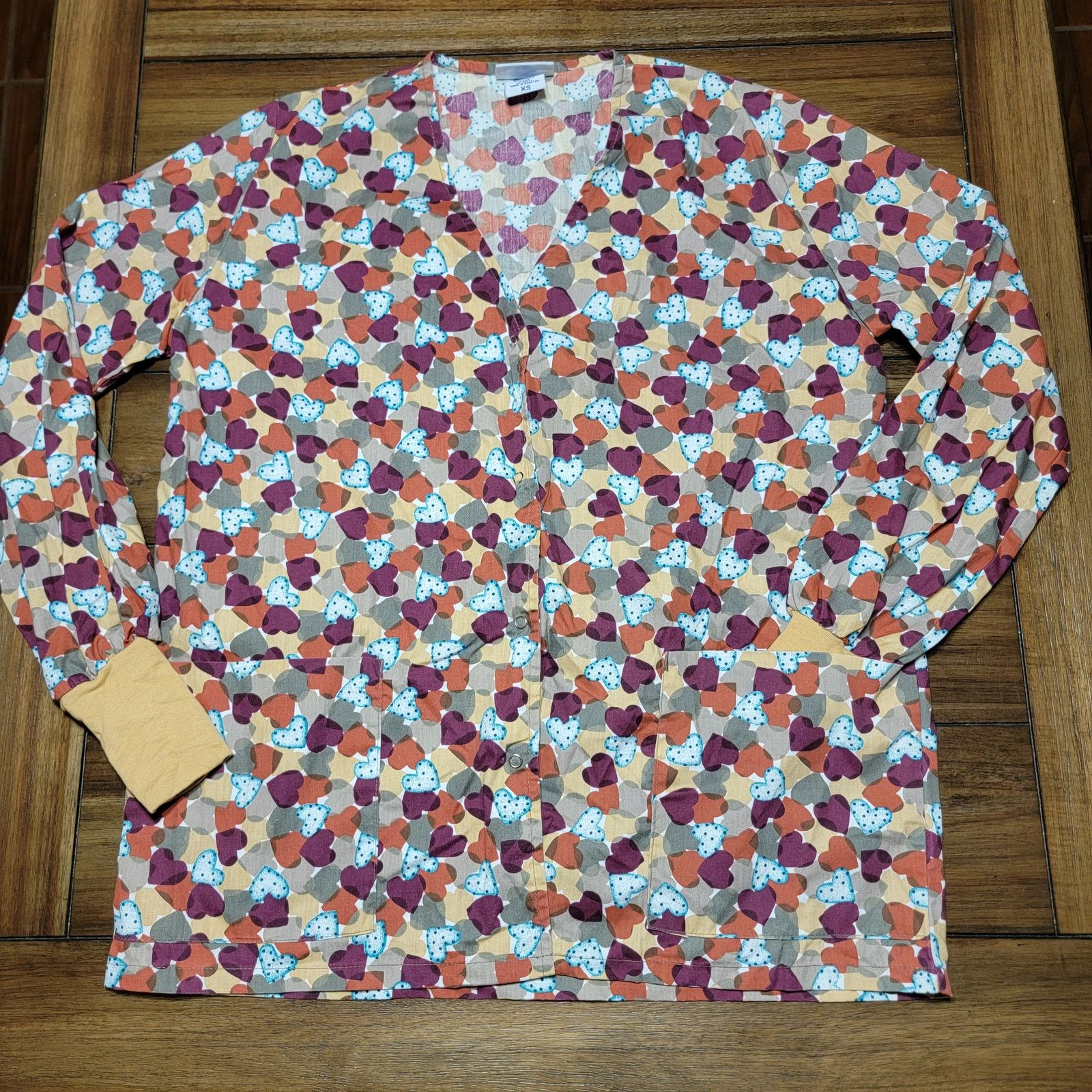 Other May-Hill Uniforms Autumn Hearts Full Snap LS Jacket -Size XS Size XS / US 0-2 / IT 36-38 - 1 Thumbnail