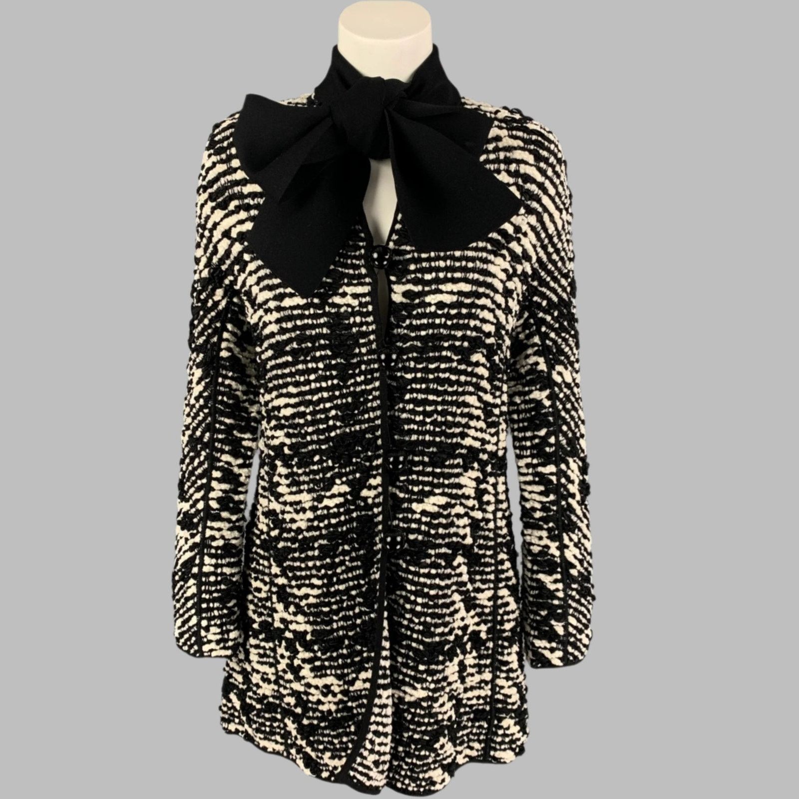 Giorgio Armani Size 4 Black White Viscose Blend Buttoned Coat Size S / US 4 / IT 40 - 1 Thumbnail
