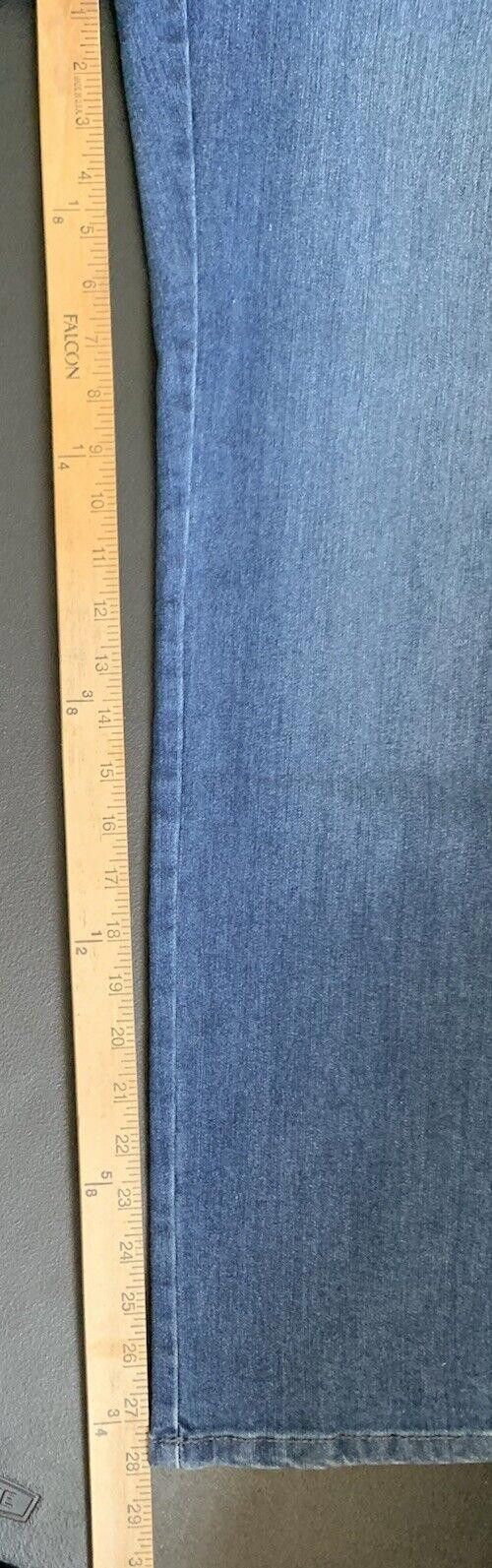Gloria Vanderbilt Gloria Vanderbilt Jeans Amanda Tapered Leg Classic Rise Size 32" / US 10 / IT 46 - 10 Thumbnail