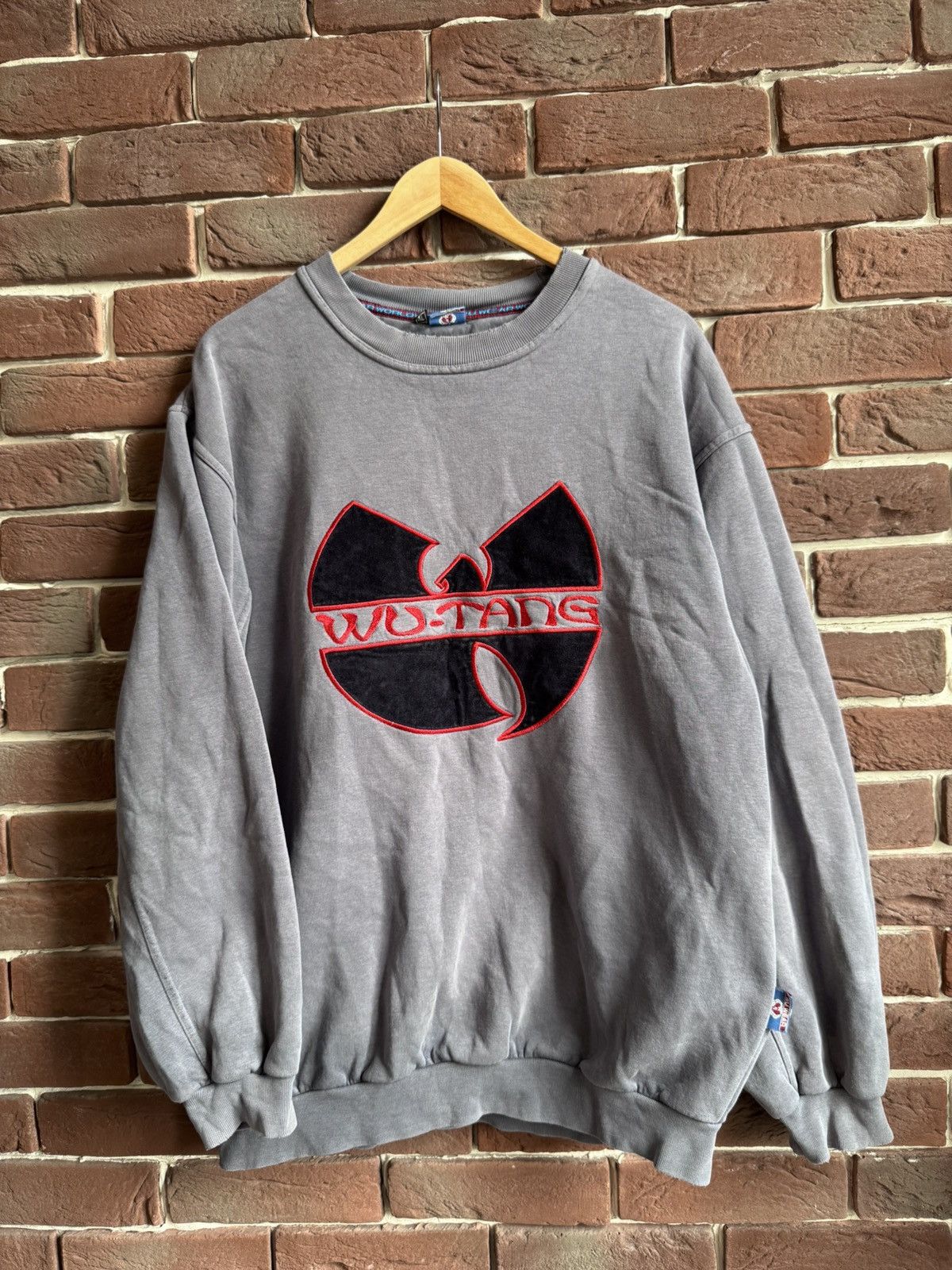 Wu-Tang Clan Wu Wear Worldwide Vintage Wu Tang Clan Rap Crewneck Sun Fade Size US XL / EU 56 / 4 - 1 Thumbnail