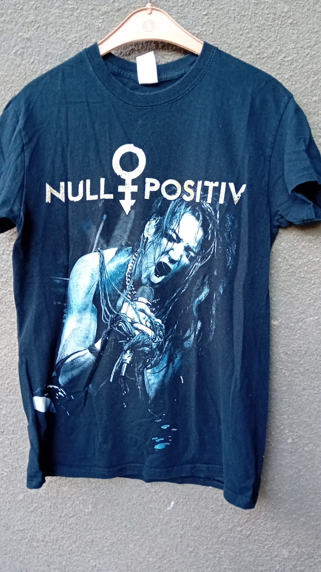 Band Tees Null Positiv Europe Tour 2018 t-shirt sz S Size US S / EU 44-46 / 1 - 1 Thumbnail