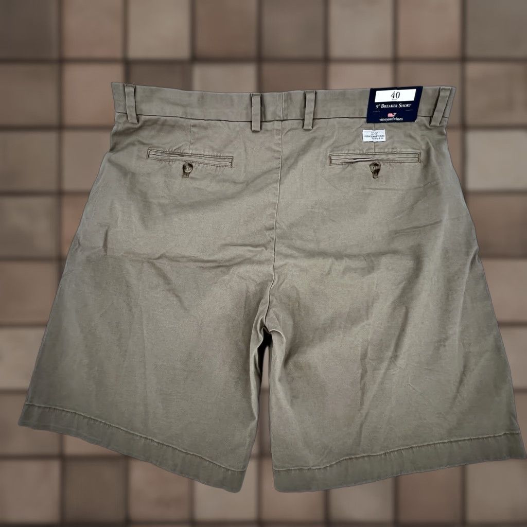 Vineyard Vines Vineyard Vines Breaker Shorts Mens 40 Chino Zip Belted Pockets 9in Inseam Beige Canvas/Solid - Outdoor, Casual, Regular Fit, 40x9 Size US 40 / EU 56 - 1 Thumbnail