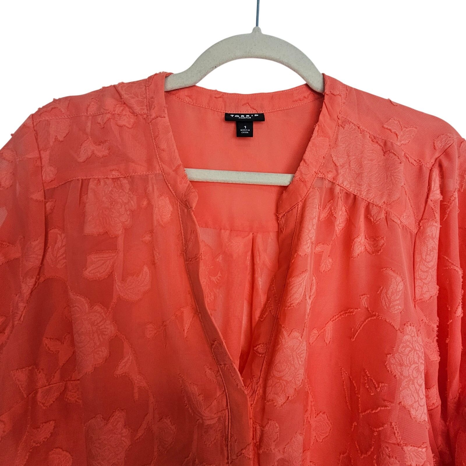 Torrid Torrid Sheer Floral Harper Blouse Plus Size 1X Bright Spring Size XL / US 12-14 / IT 48-50 - 2 Thumbnail