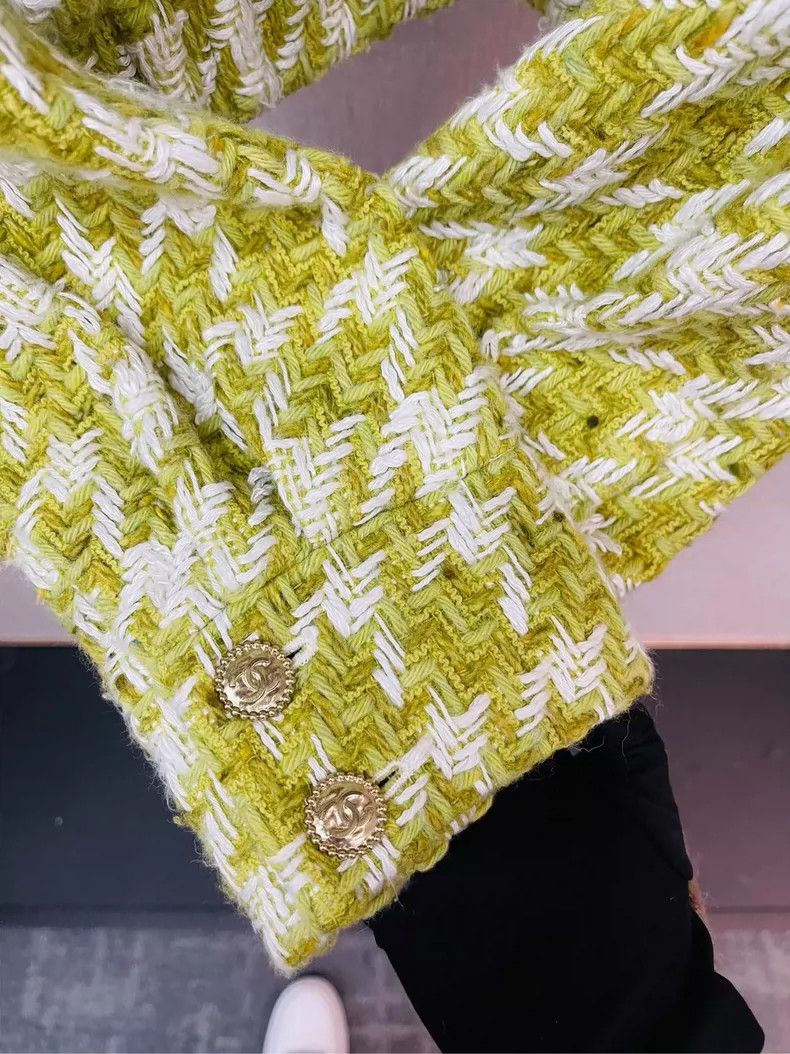 Chanel Chanel Yellow and green soft thousand-bird checkered jacke Size S / US 4 / IT 40 - 5 Thumbnail