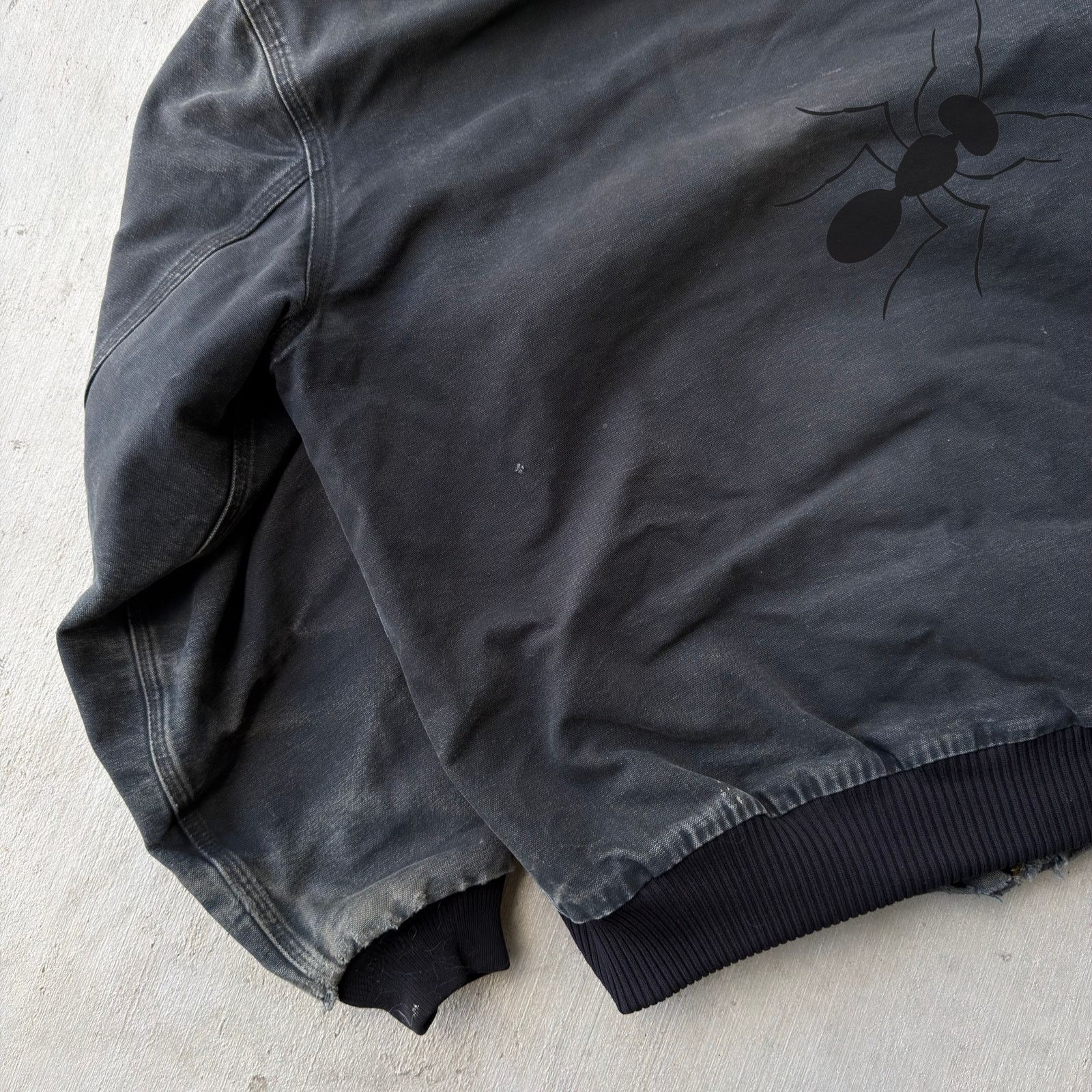 Carhartt × Vintage Carhartt J140 black hooded work wear jacket Size US L / EU 52-54 / 3 - 7 Thumbnail