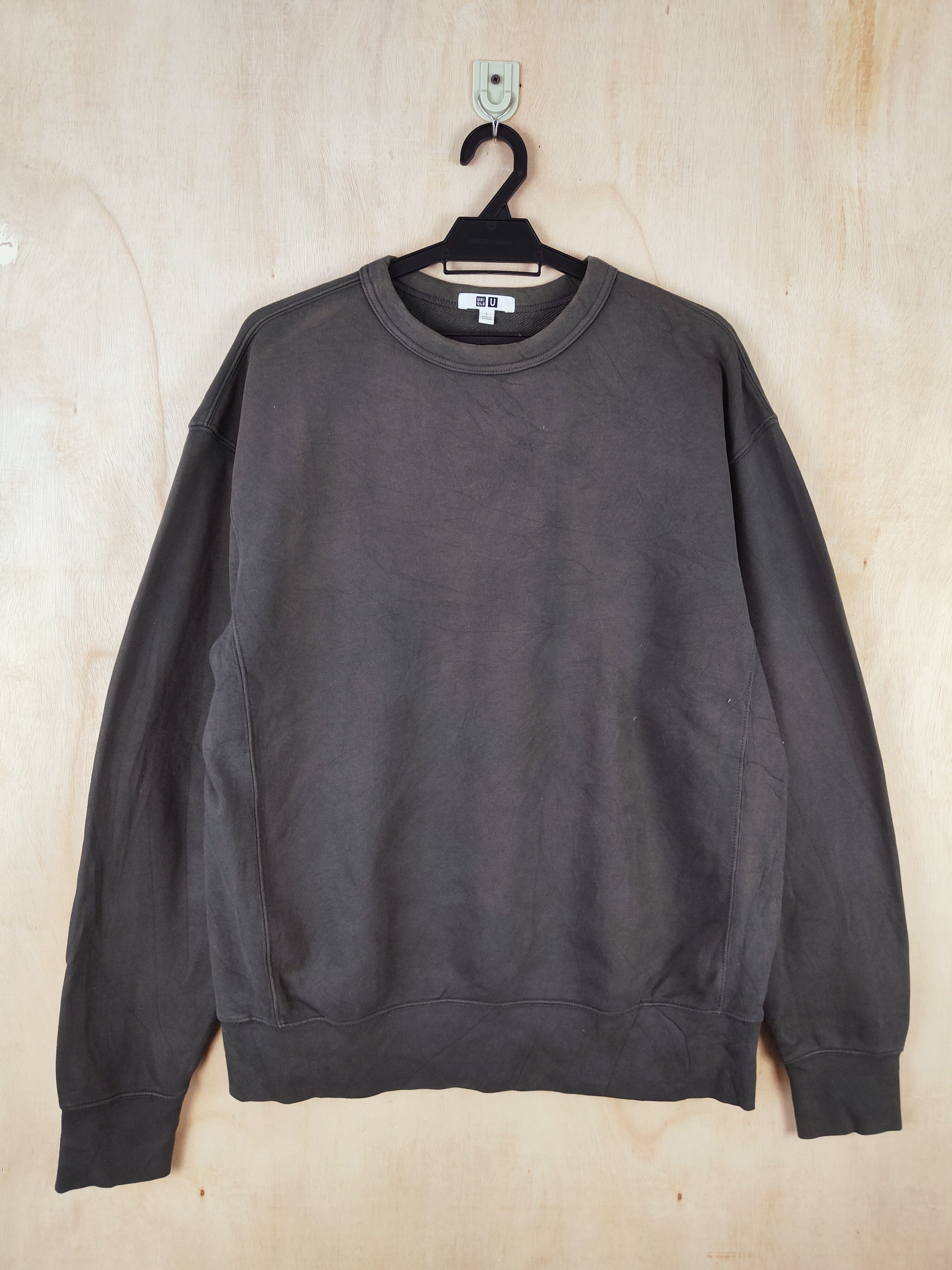 Japanese Brand Uniqlo Dark Olive plain vintage Sweatshirts #S2592 Size US L / EU 52-54 / 3 - 1 Thumbnail