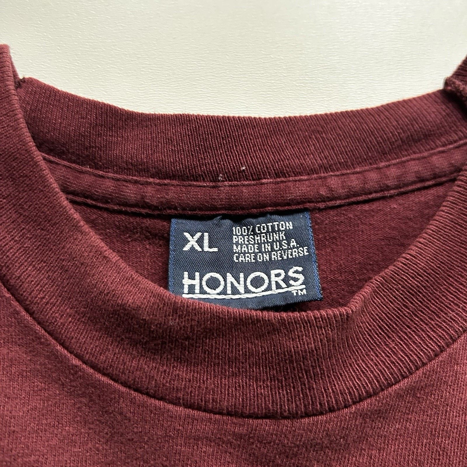 Vintage Vintage 90s Sun Faded Blank Burgundy Red Pocket T Shirt XL Size US XL / EU 56 / 4 - 4 Thumbnail