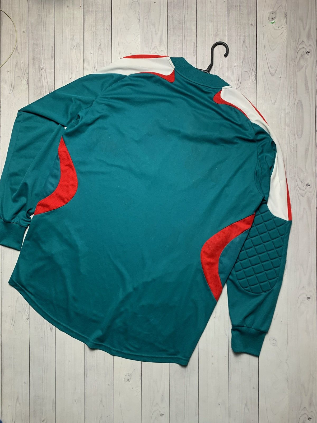 Vintage Vintage adidas Liverpool goalkeeper soccer jersey rare XL Size US XL / EU 56 / 4 - 2 Thumbnail