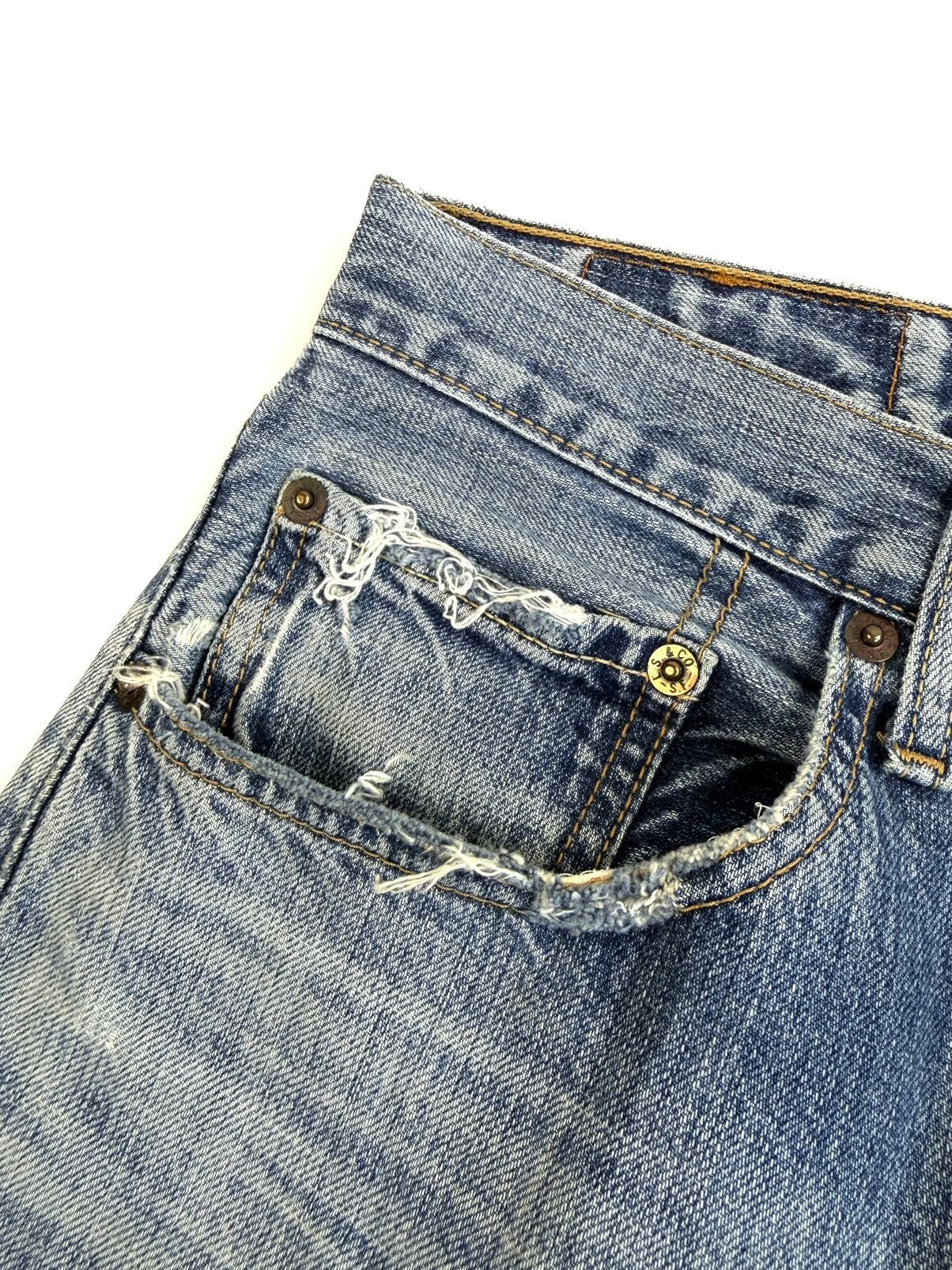 Levi's Vintage Clothing 00s Levi’s 501 Vintage Japan Distressed Washed Blue Jeans Size US 31 - 10 Thumbnail