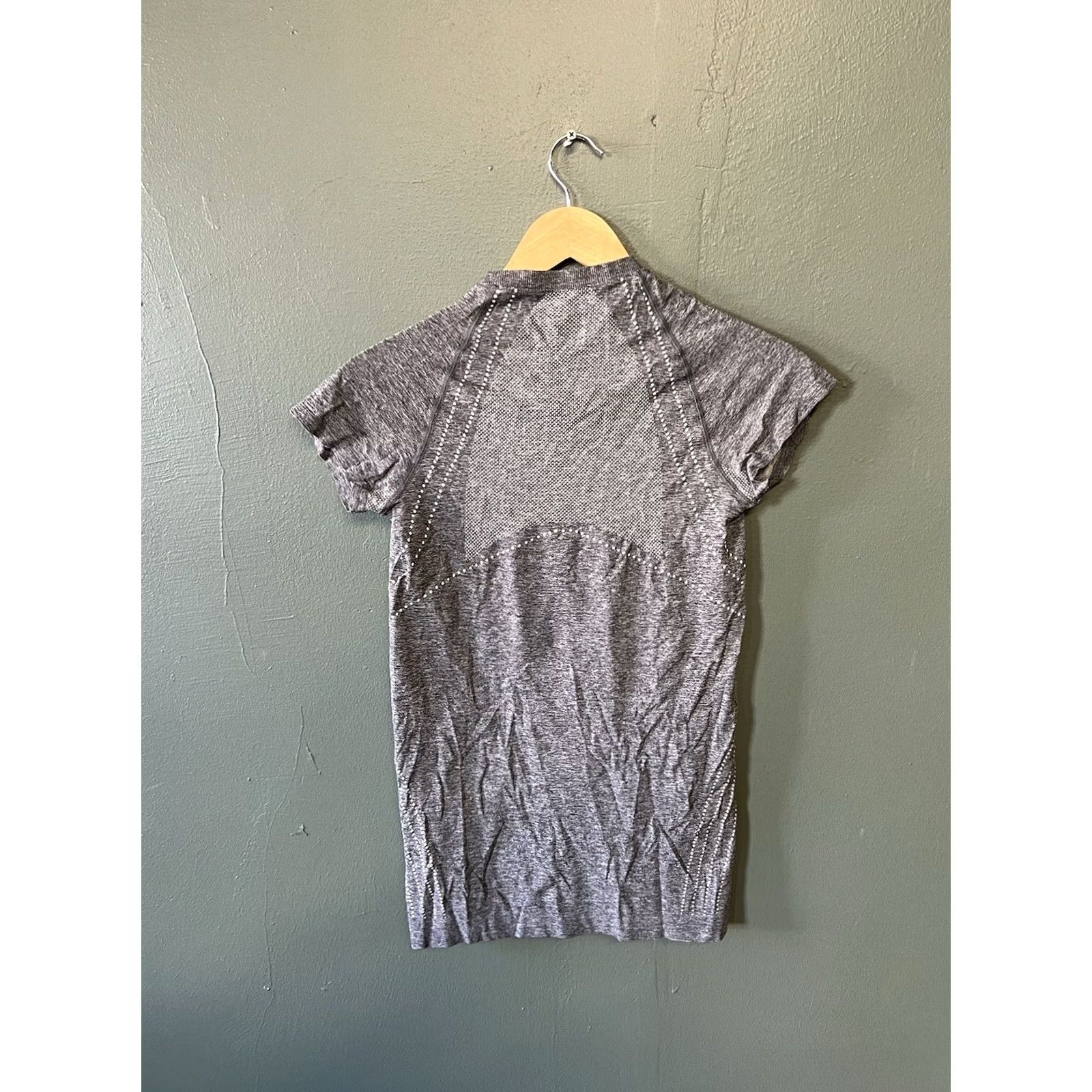 Vintage Z by Zella Gray Athletic T-shirt Womebs Medium Short Sleeve Size M / US 6-8 / IT 42-44 - 2 Thumbnail