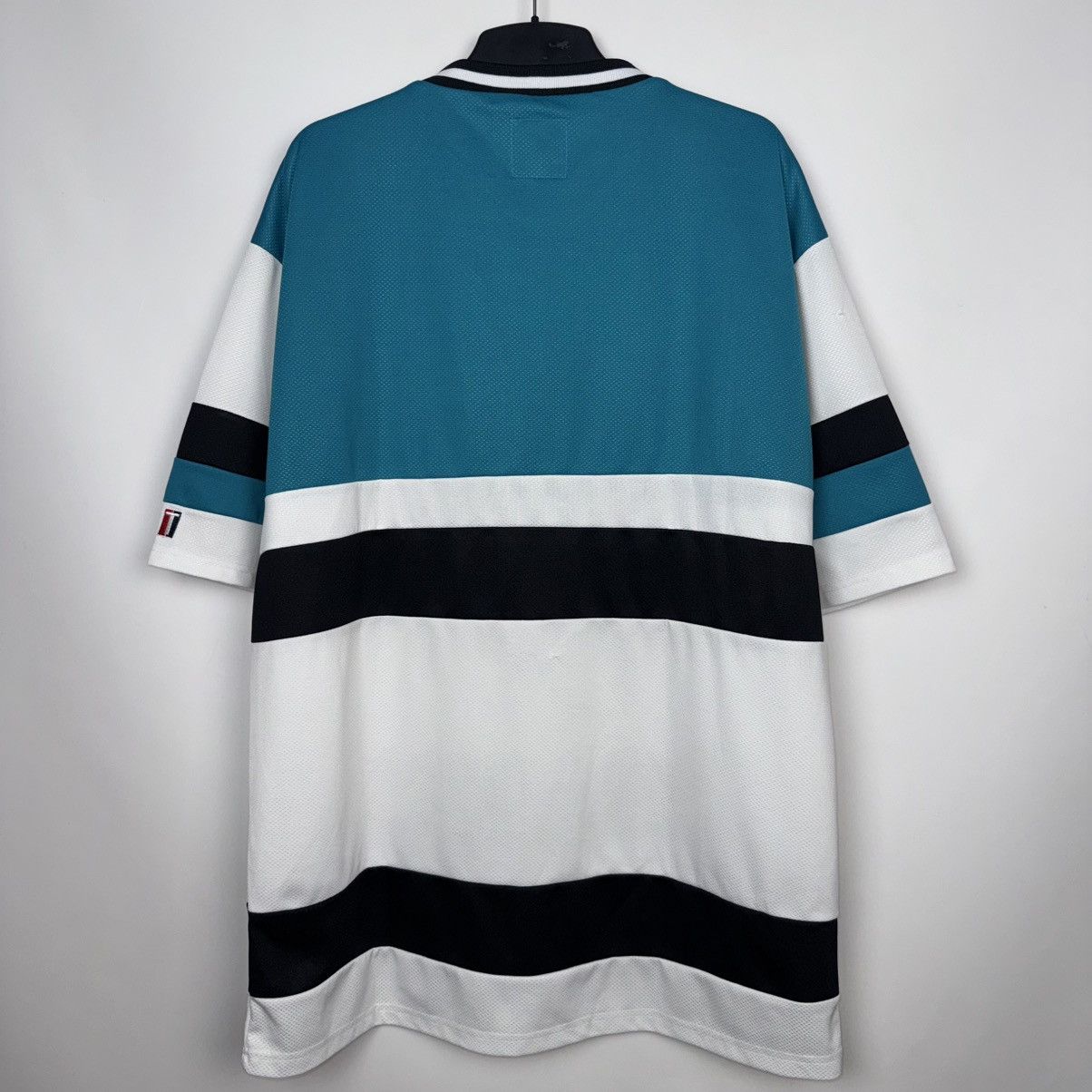 Vintage SAN JOSE SHARKS VINTAGE NHL JERSEY HOCKEY SHIRT TWINS Size US XL / EU 56 / 4 - 2 Thumbnail