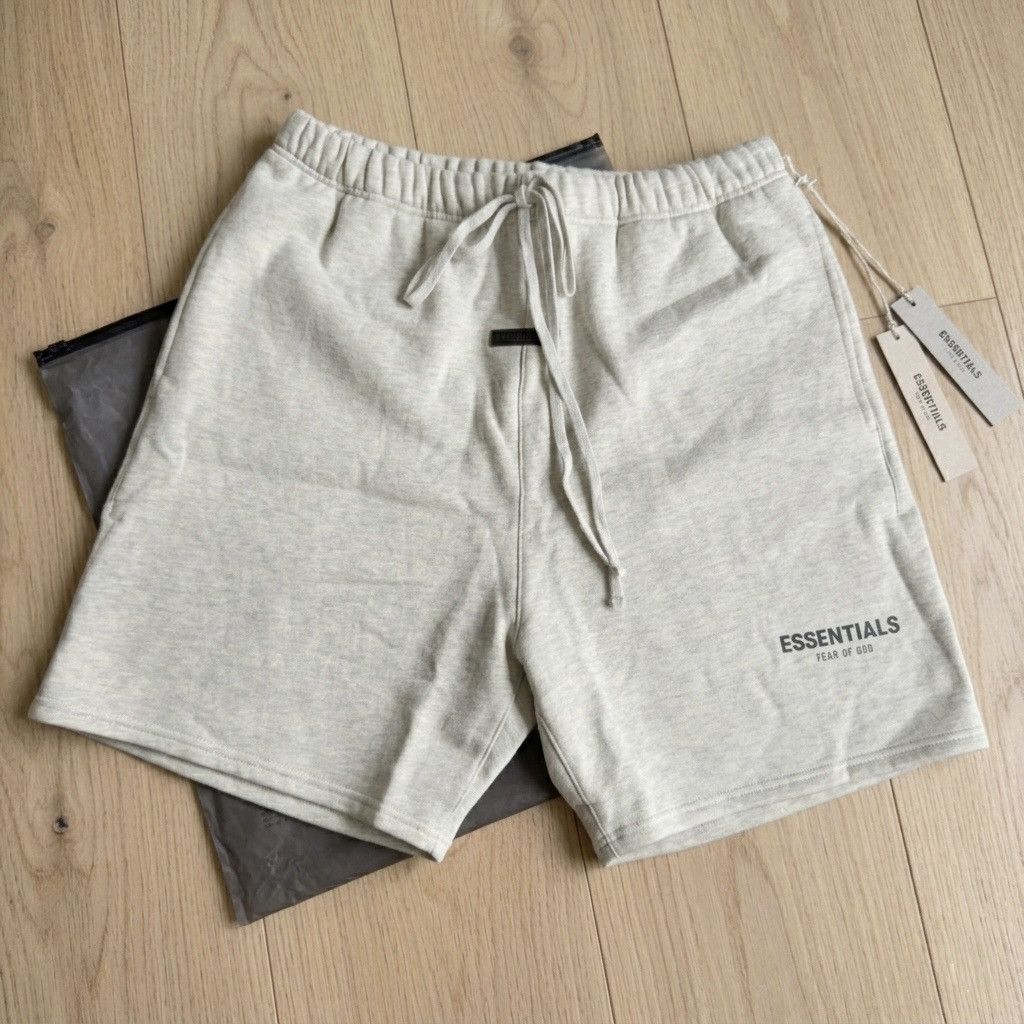 FEAR OF GOD ESSENTIAL OATMEAL SWEATSHORT