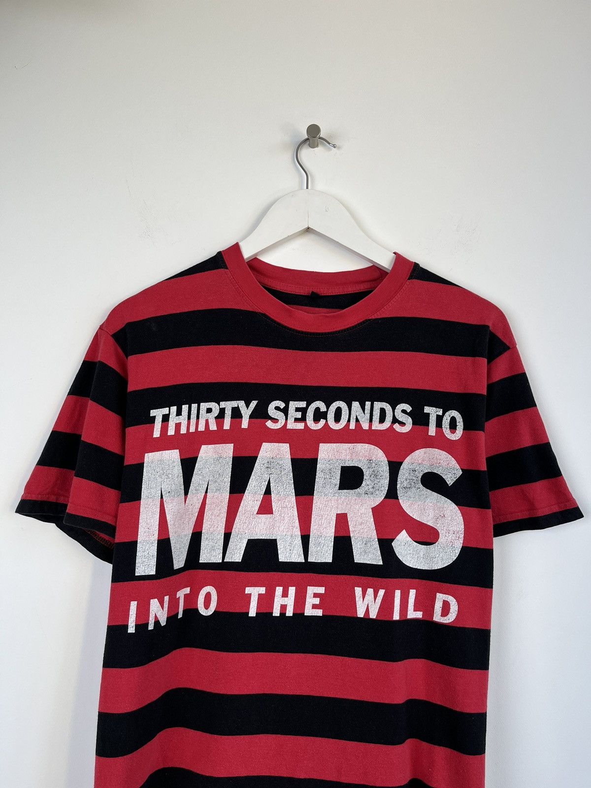 Band Tees Vintage Thirty Seconds To Mars Into Wild Band Stripes Tee Size US M / EU 48-50 / 2 - 2 Thumbnail