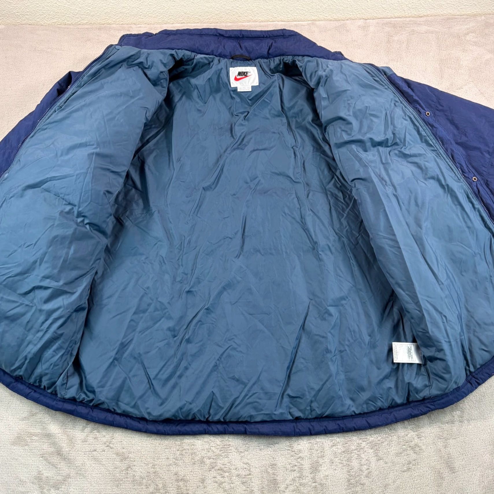 Nike VINTAGE Nike Puffer Jacket Blue 2XL Men Full Zip Swoosh Logo 90s Jacket Winter Fall Spring Clothing Size US XXL / EU 58 / 5 - 4 Thumbnail