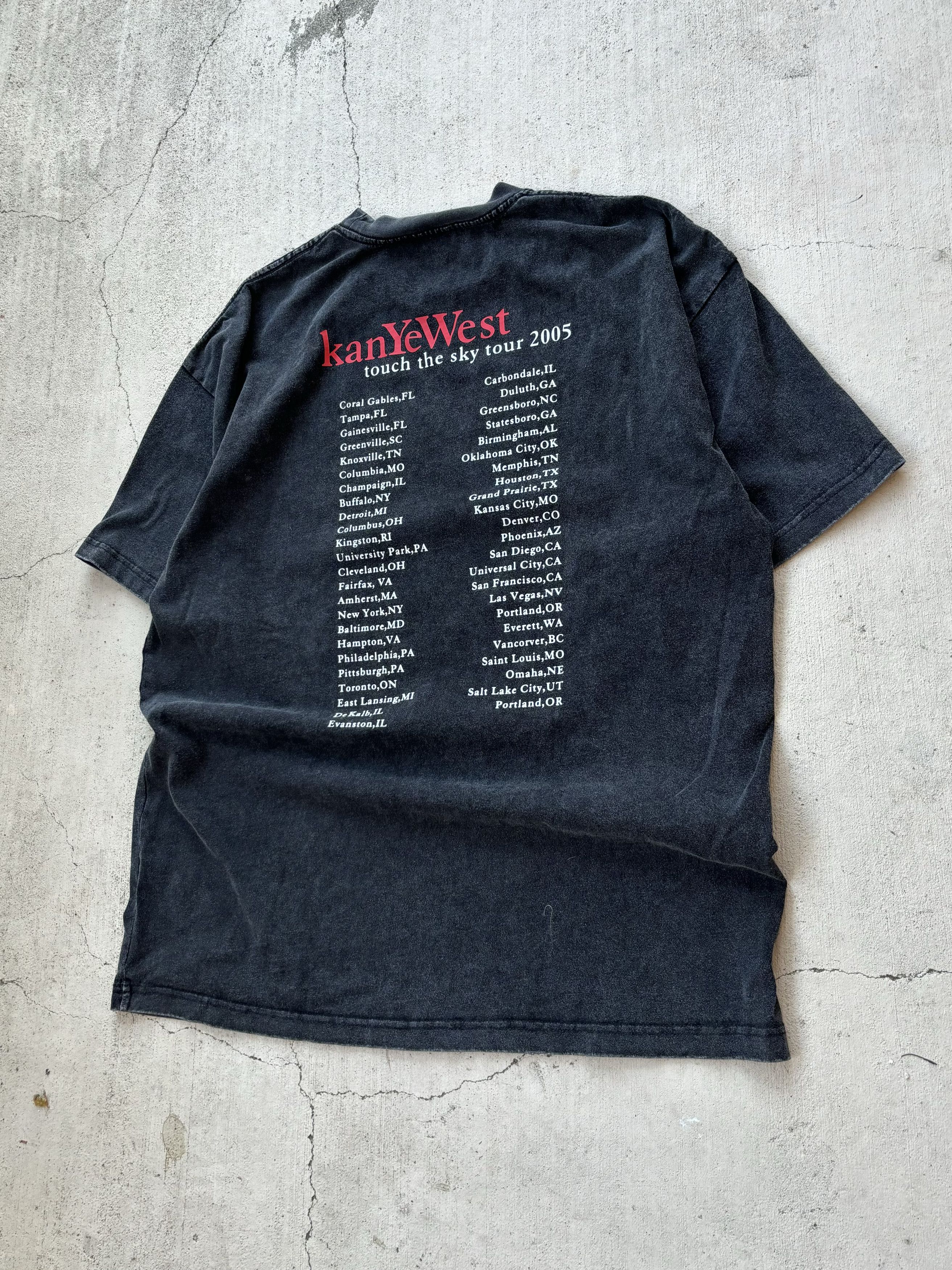 Rap Tees × Vintage Vintage 2005 Late Registration Kanye West Tour Tee Size XL Size US XL / EU 56 / 4 - 3 Thumbnail