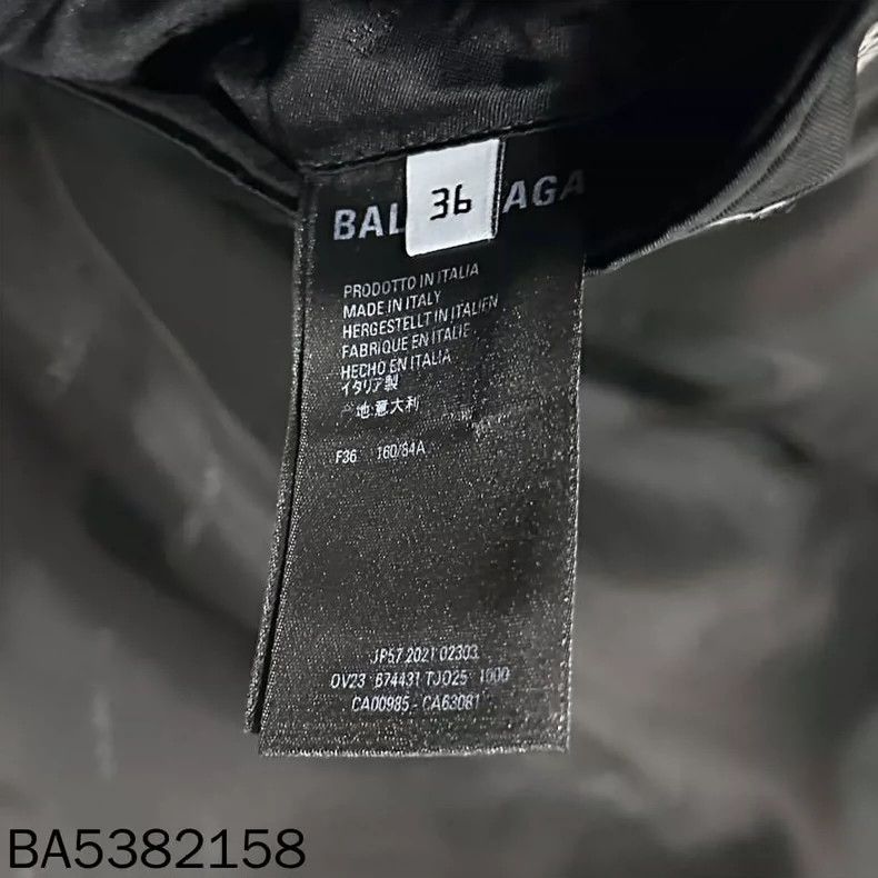 Balenciaga Balenciaga A suit with armband all over that inside blazer Size XS / US 0-2 / IT 36-38 - 6 Thumbnail